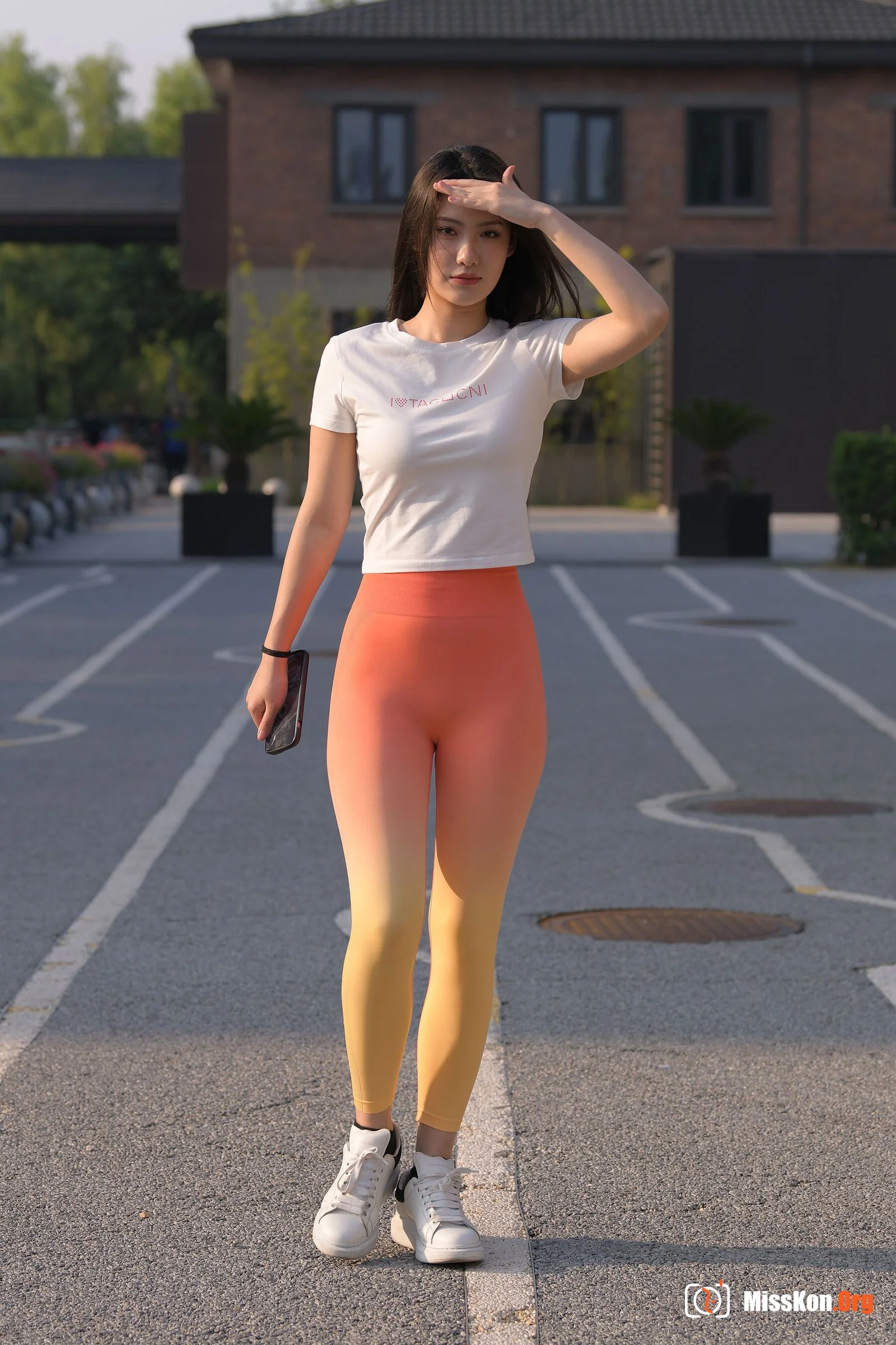 Beautiful girl in red yoga pants (Magic Mirror Street Photography: A moose) - Photo 16