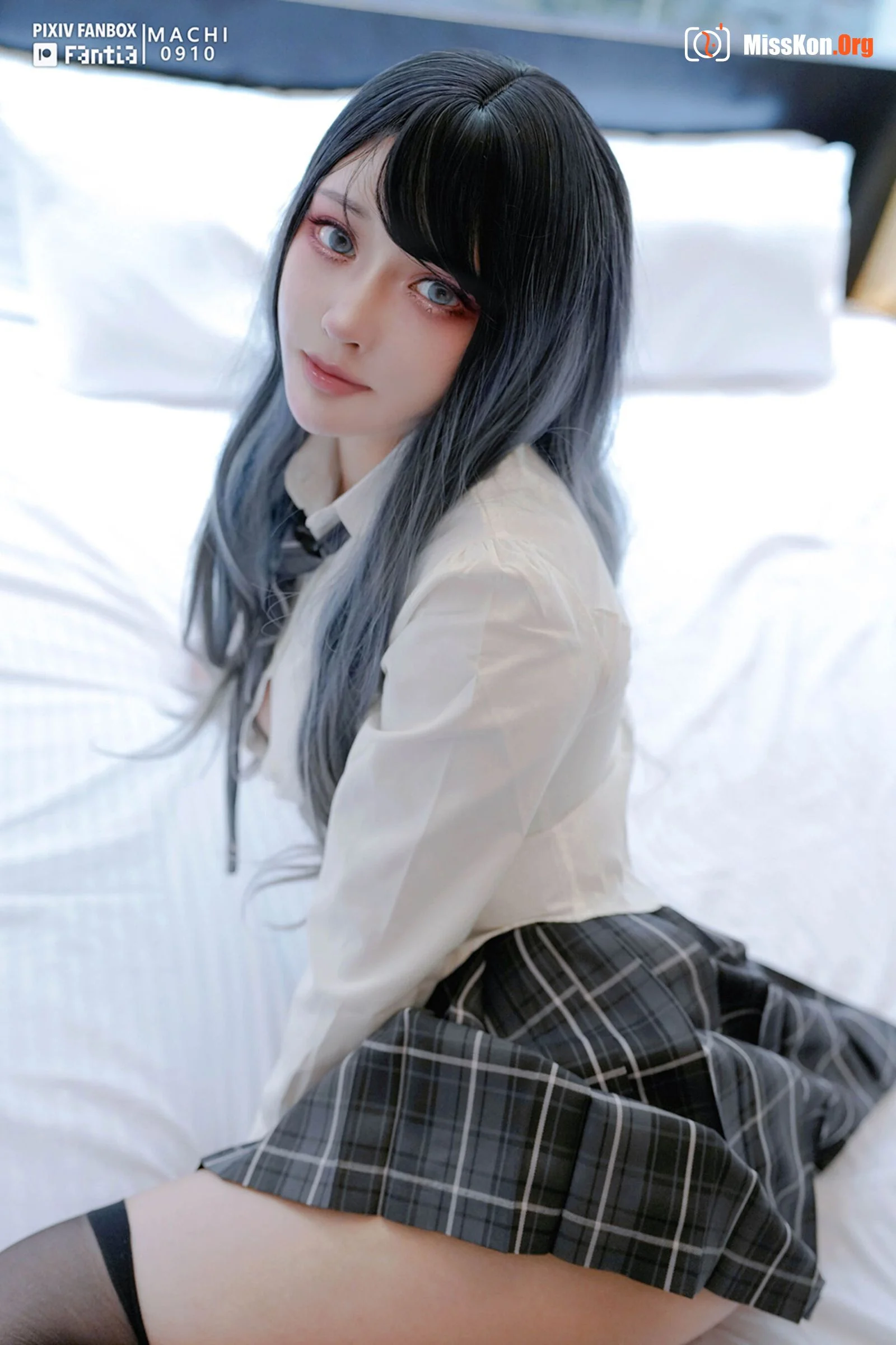 bed and bath - Photo 6