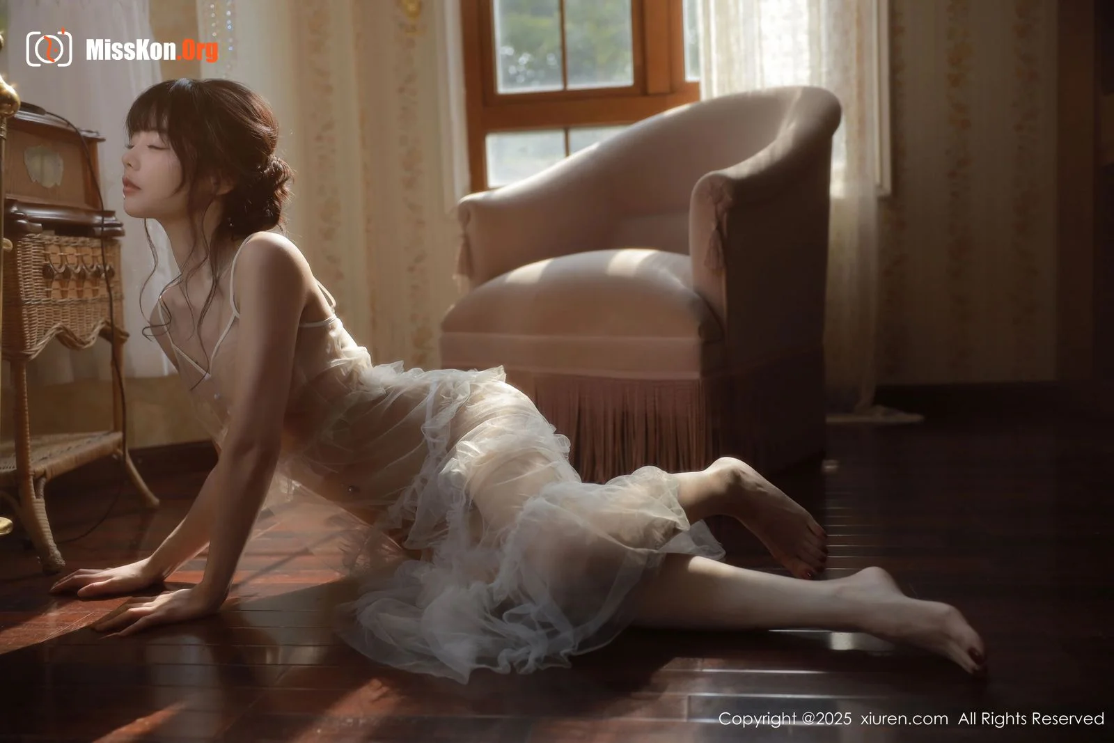 Bella - Photo 51