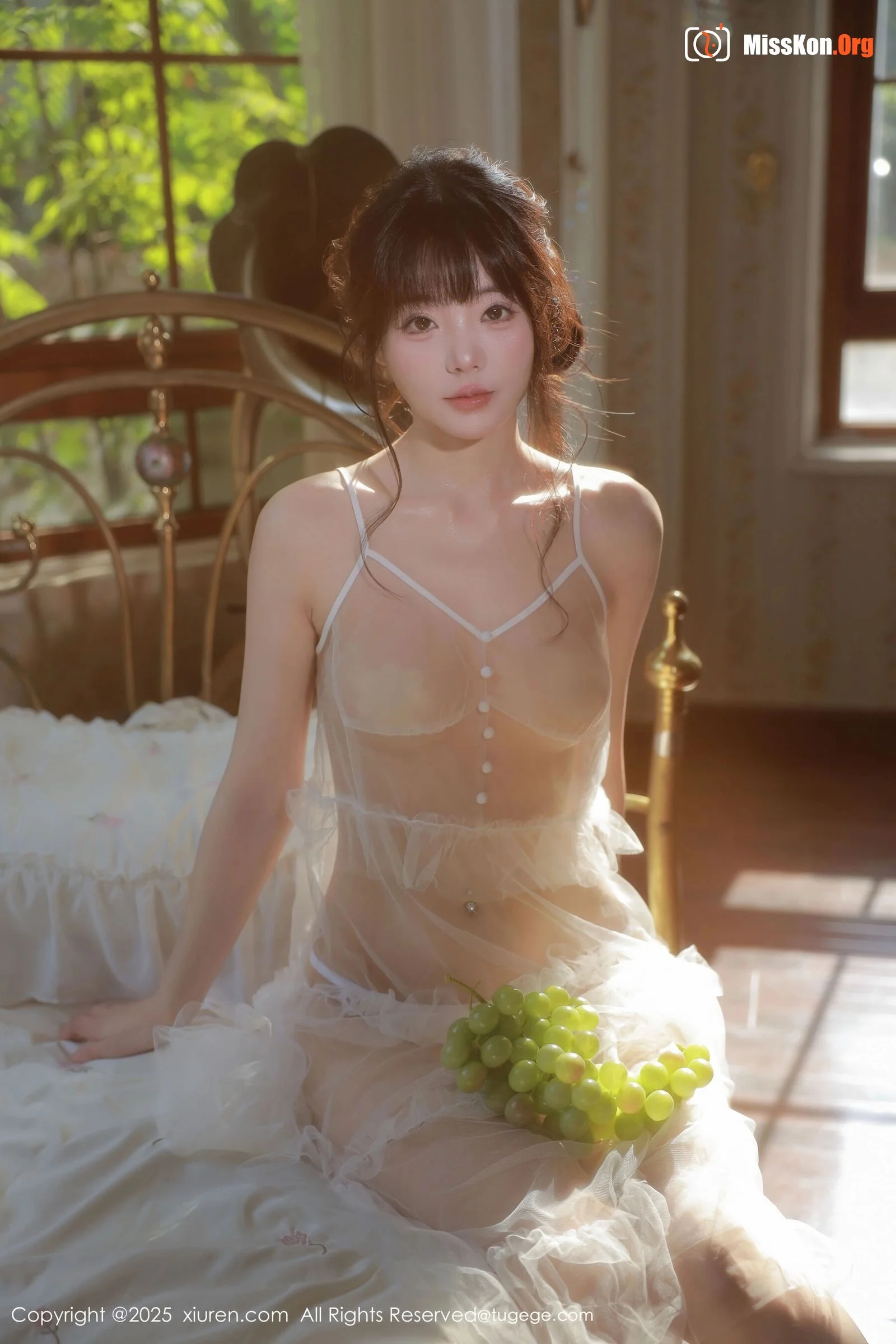 Bella - Photo 63
