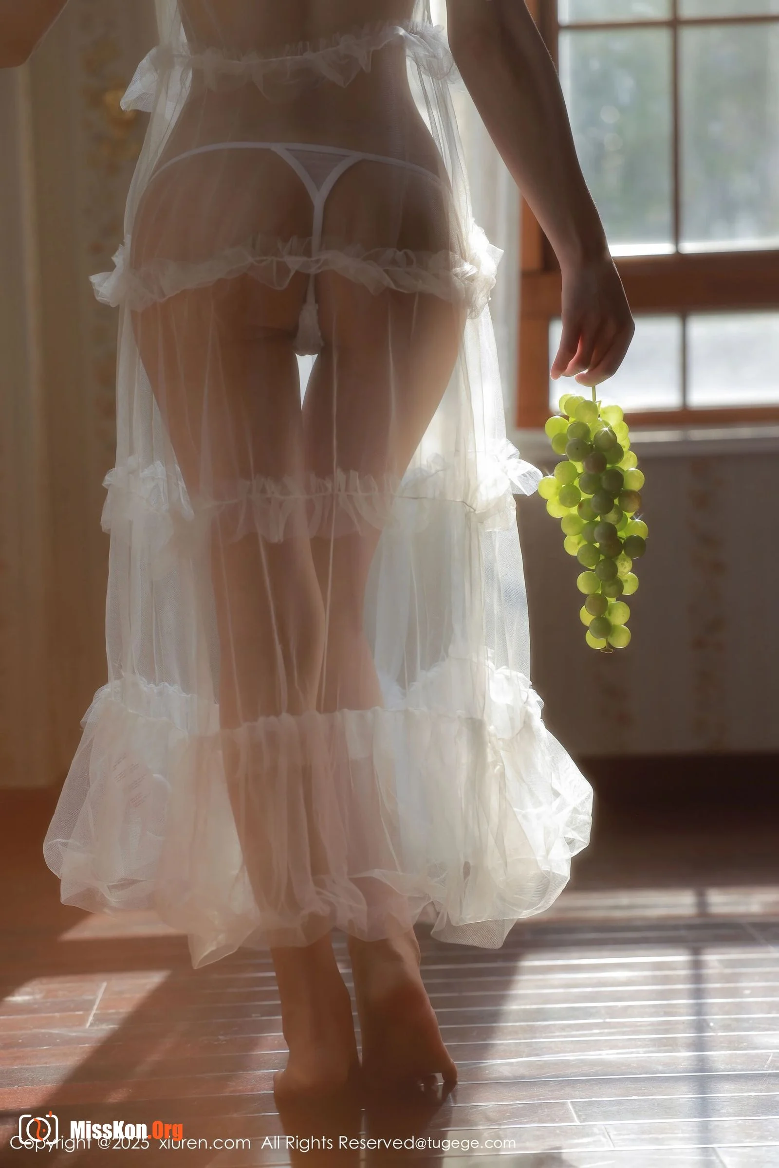 Bella - Photo 67