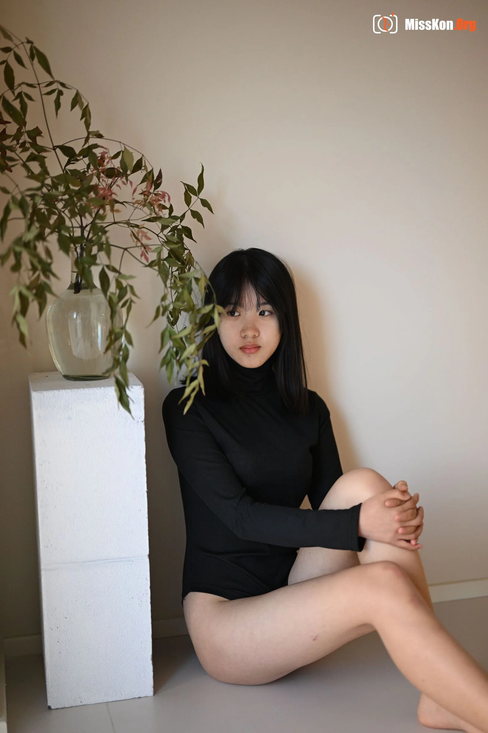 Best friends' intimate and revealing nude photoshoot set (2023-11-26) - Photo 20