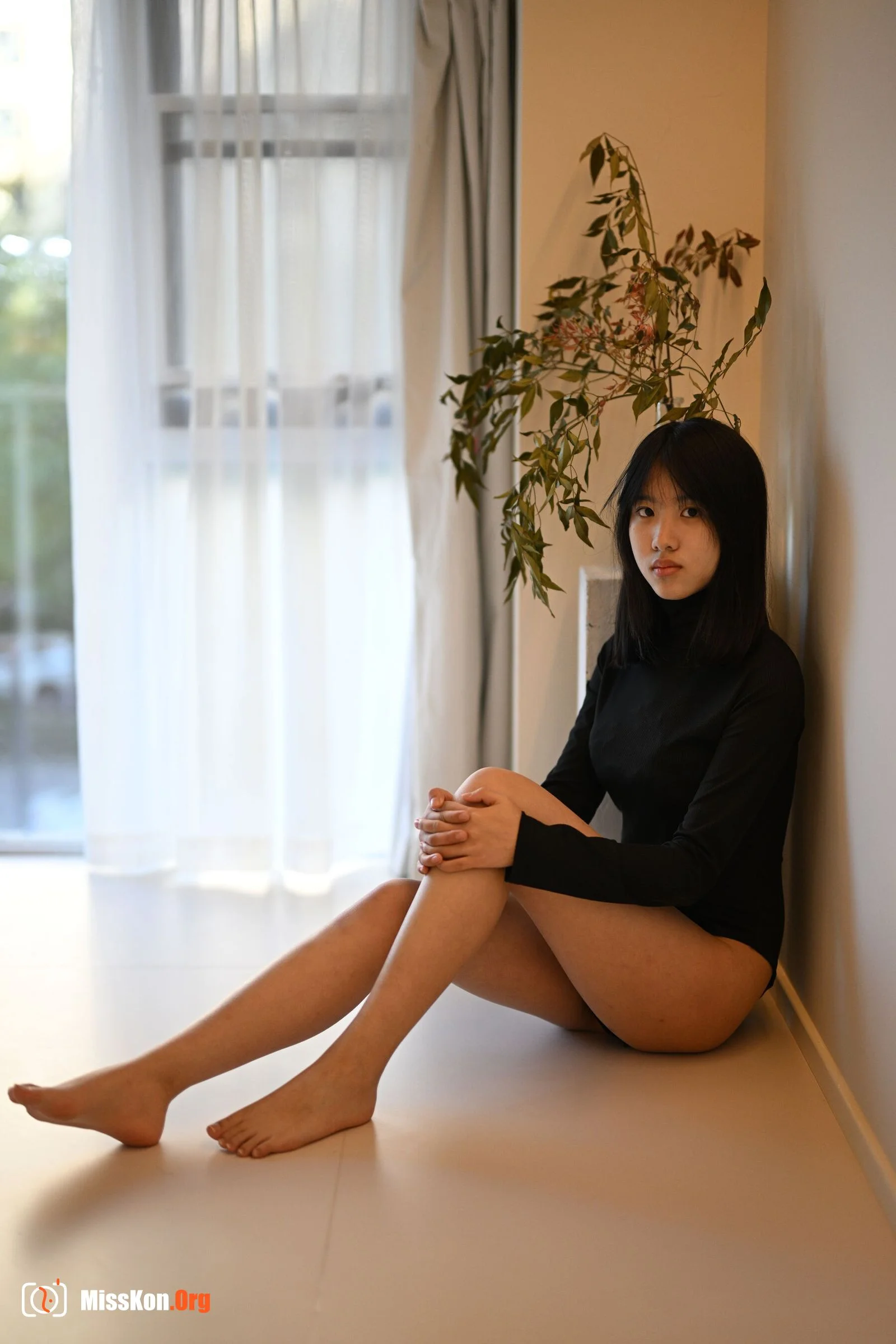 Best friends' intimate and revealing nude photoshoot set (2023-11-26) - Photo 5