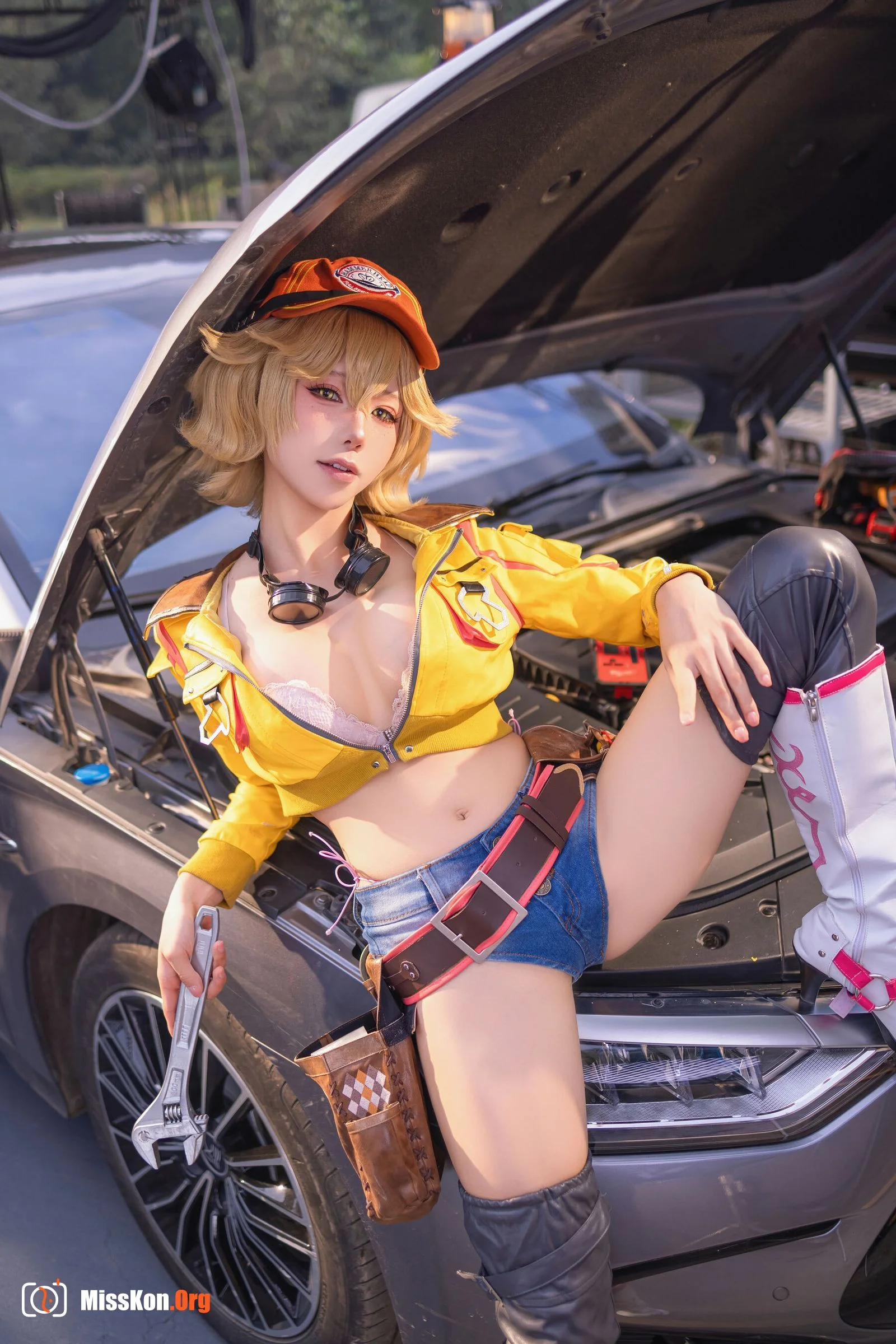 Bite Bunny: Cindy Oram - Photo 16