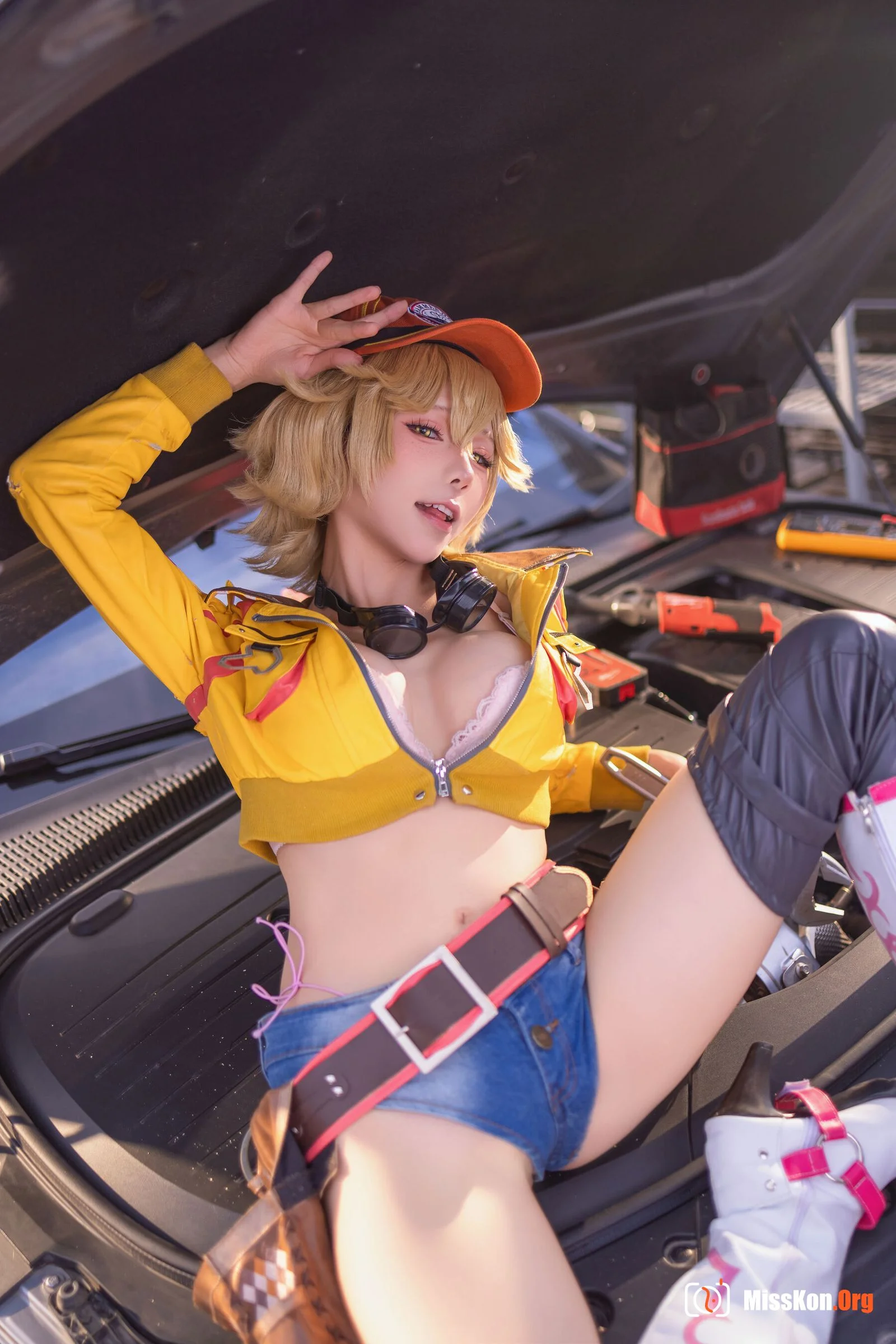 Bite Bunny: Cindy Oram - Photo 18