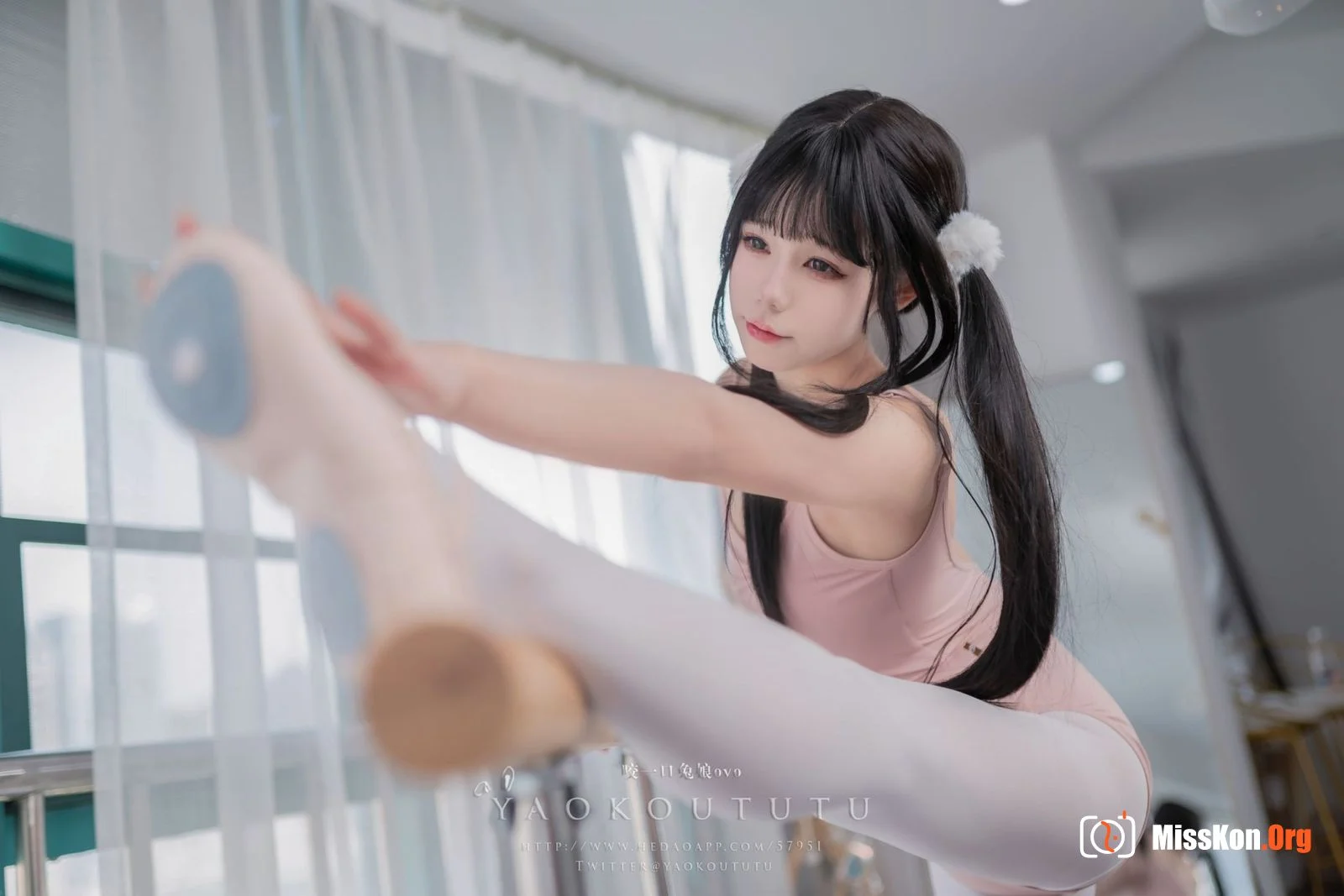 黏黏团子兔《来不及的舞蹈课》 - 照片 4