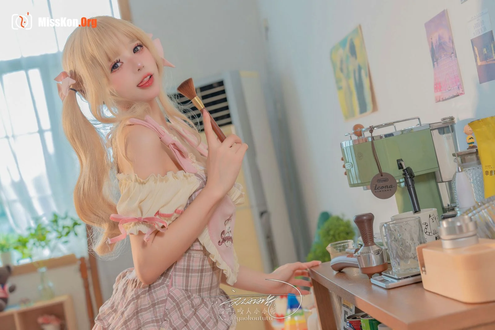 Bite Bunny: Home Sweet Girl - Photo 4