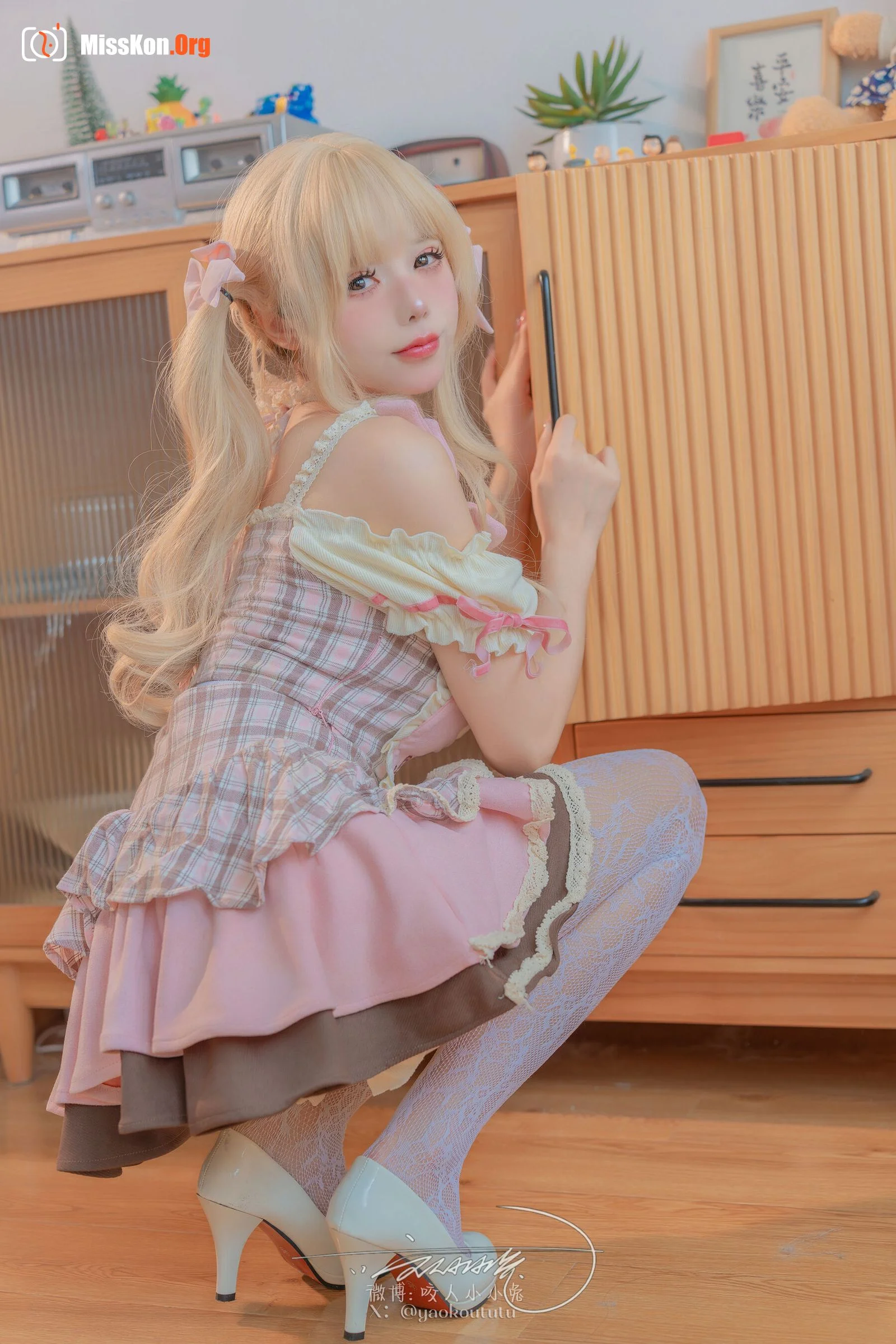 Bite Bunny: Home Sweet Girl - Photo 9