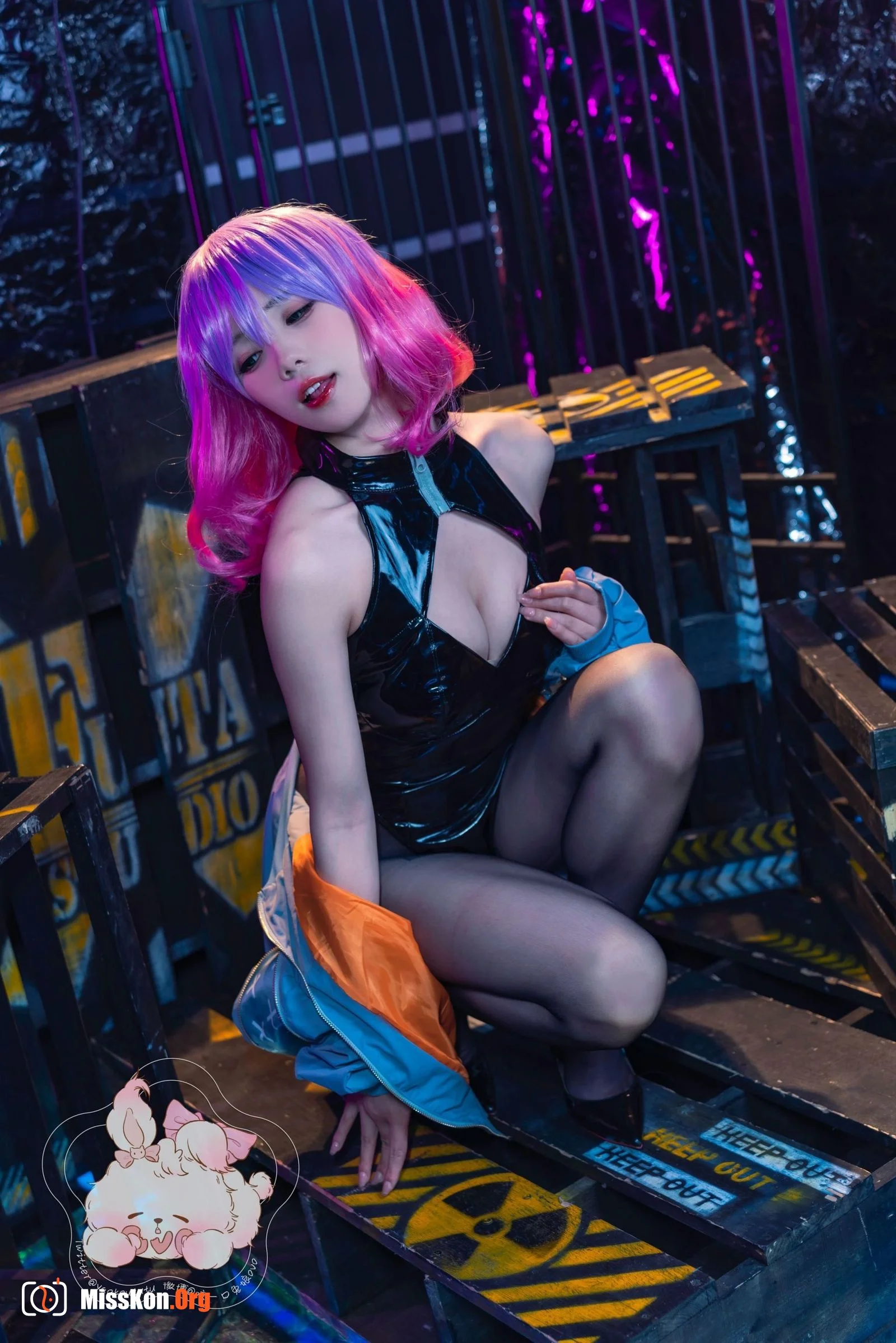 Bite Bunny: Mask Girl Luna - Photo 13