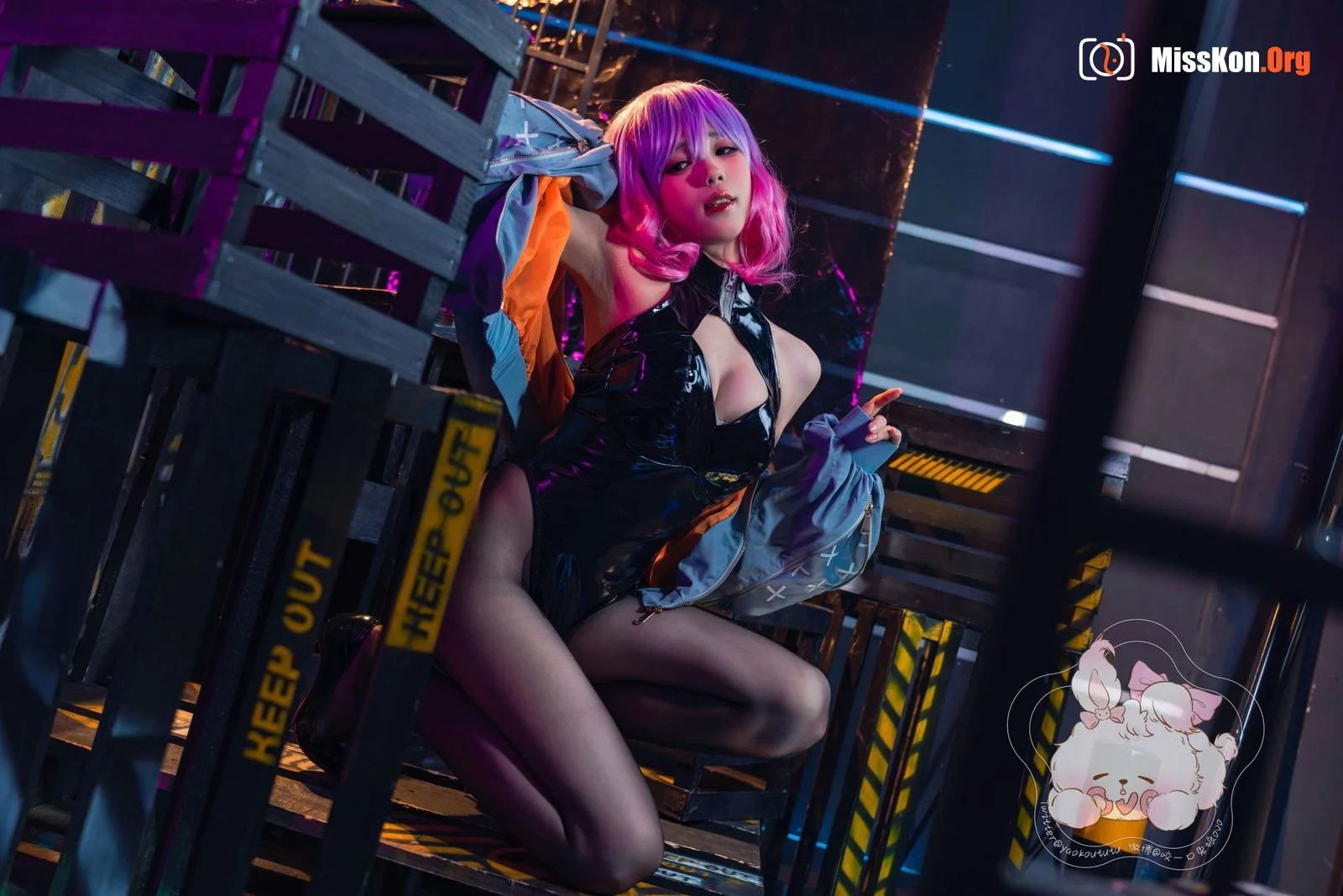 Bite Bunny: Mask Girl Luna - Photo 15
