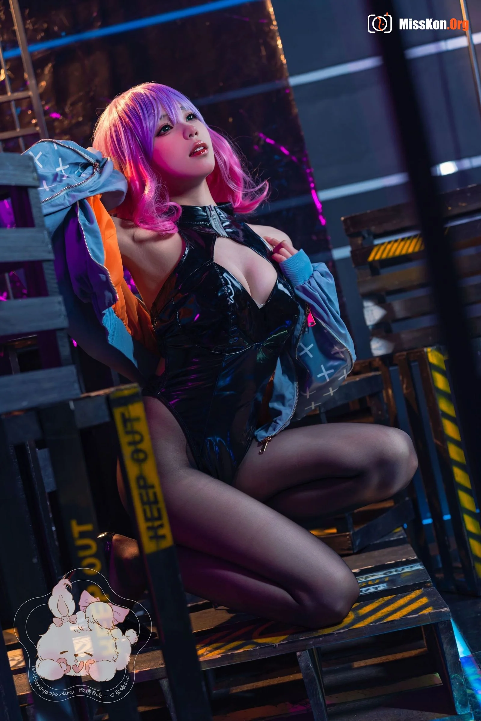 Bite Bunny: Mask Girl Luna - Photo 16