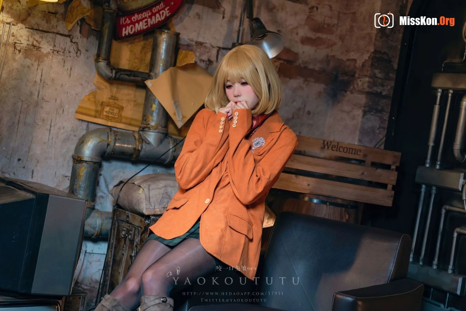 Bite Bunny: Resident Evil 4 Remake Ashley - Photo 2