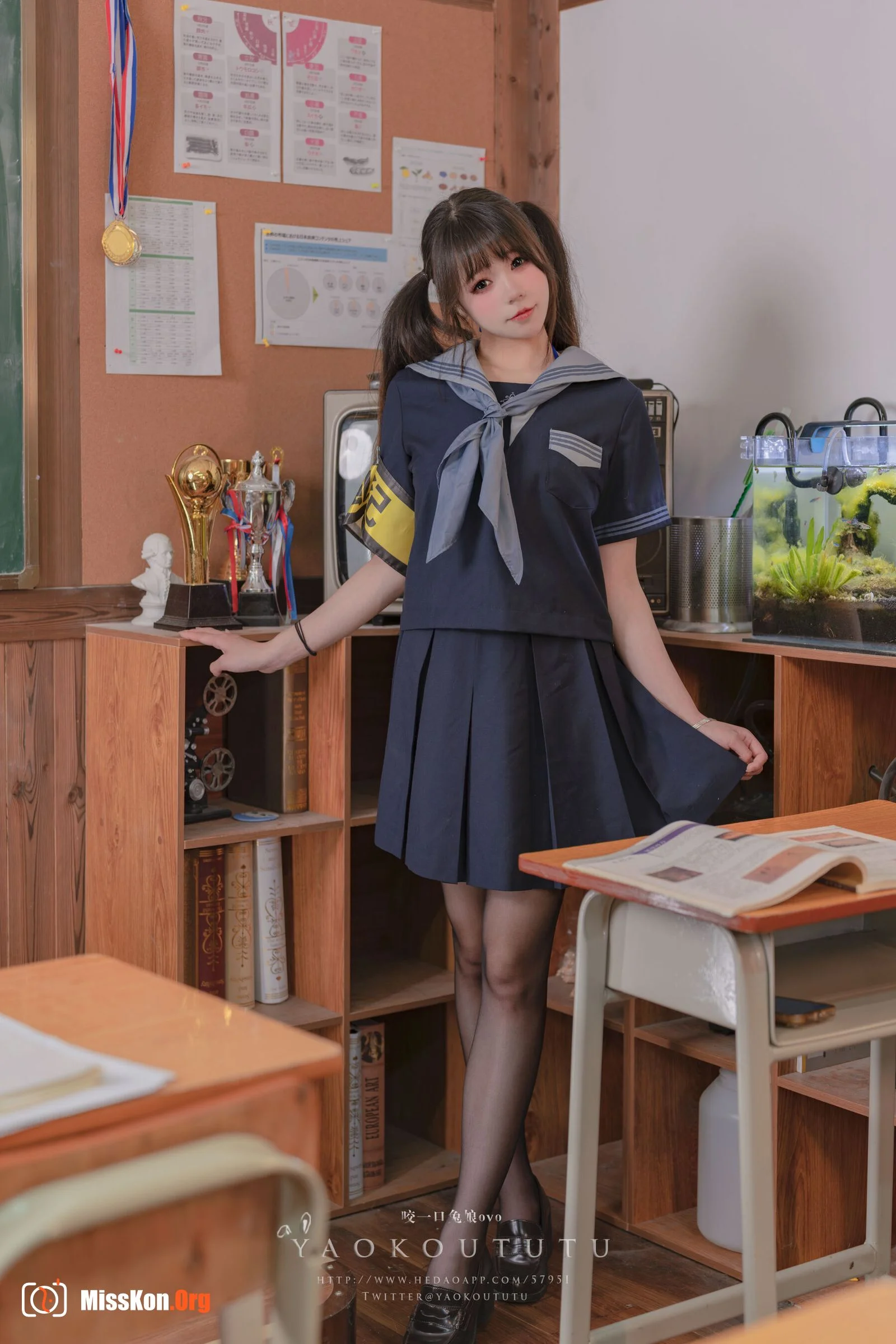 Bite Bunny: "Student council president election" blushing puberty - Photo 2