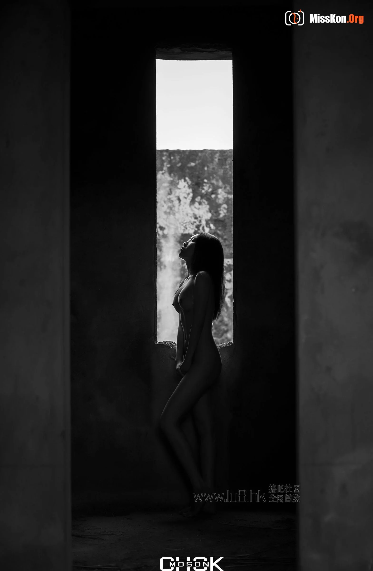 Black and white - Photo 8