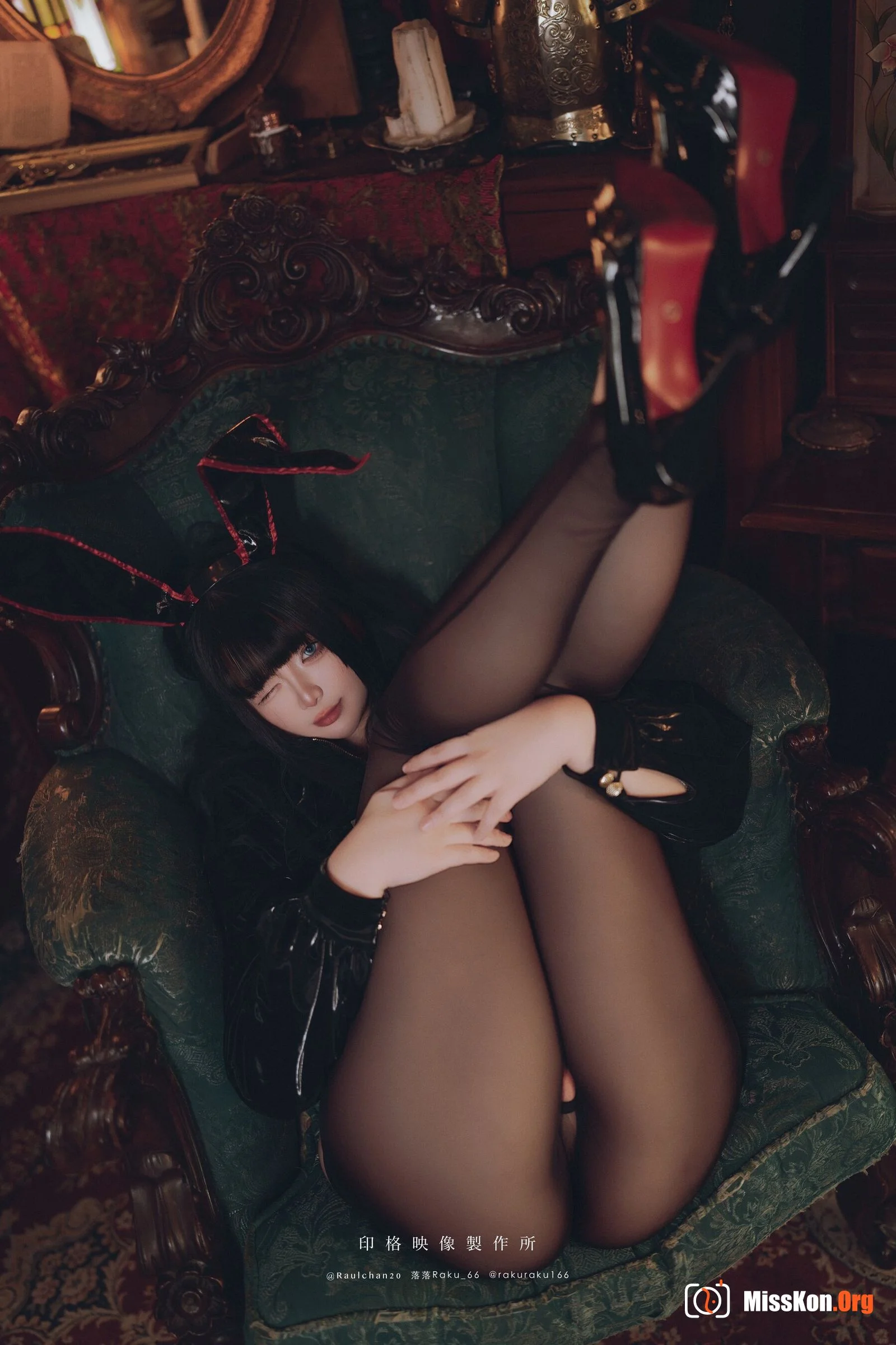 Black stockings bunny girl - Photo 19