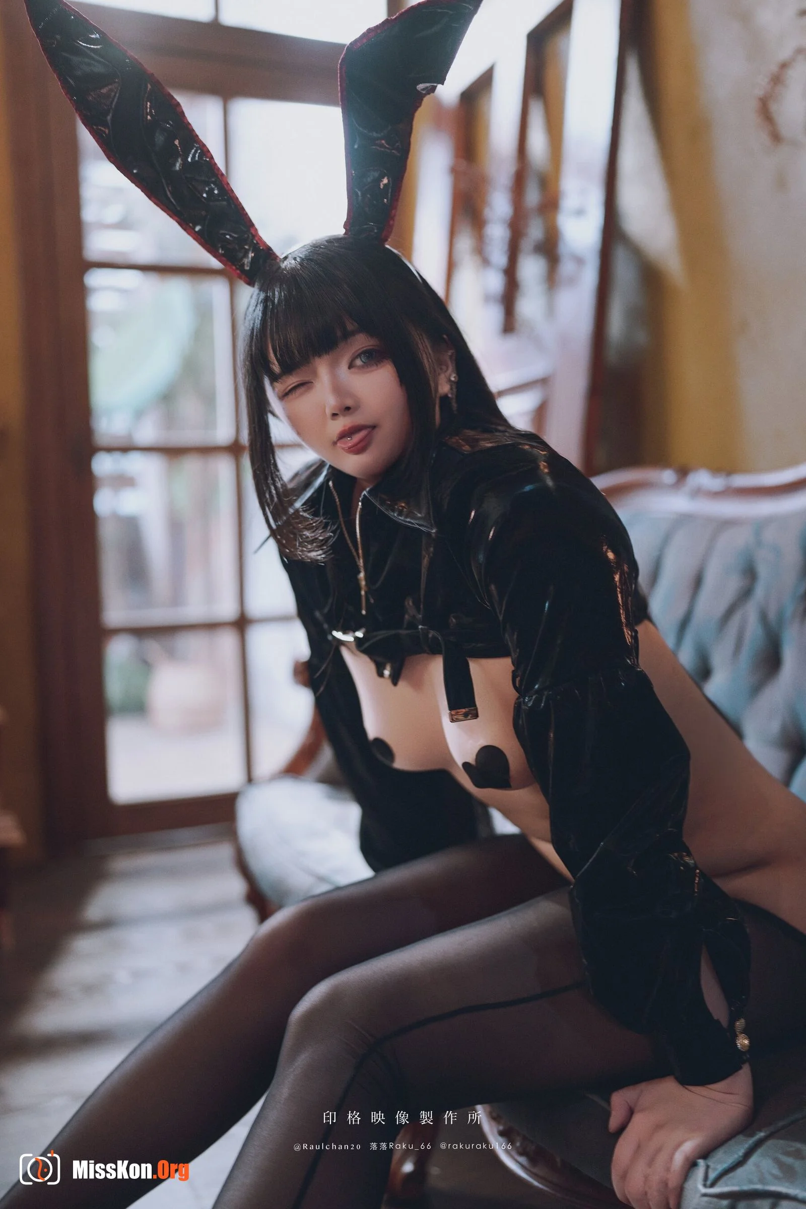 Black stockings bunny girl - Photo 2
