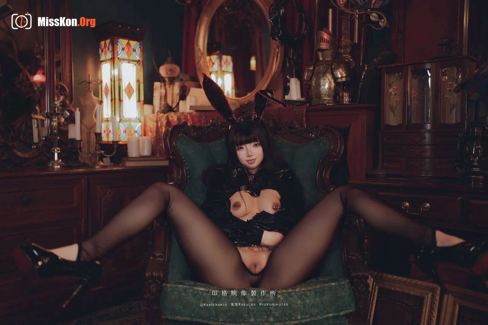 Black stockings bunny girl - Photo 9