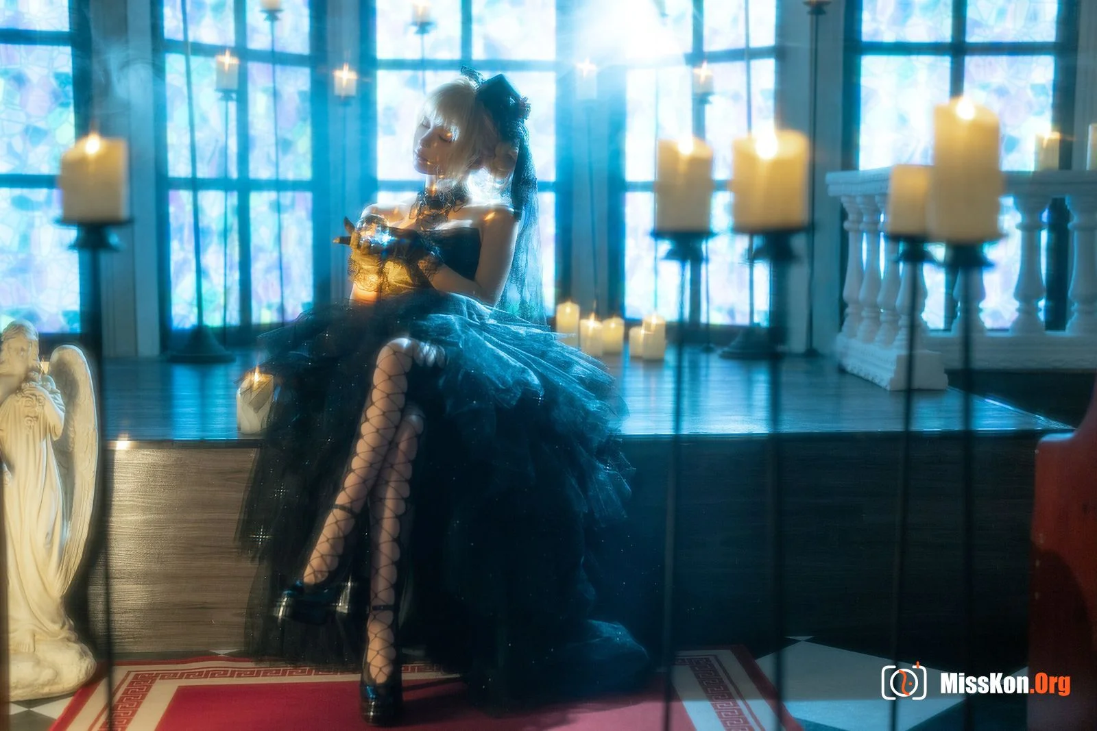 Black wedding dress - Photo 11