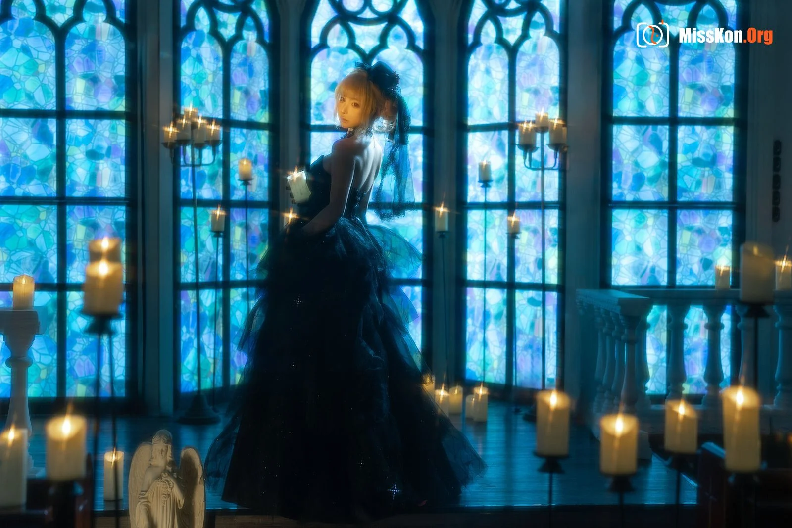Black wedding dress - Photo 2