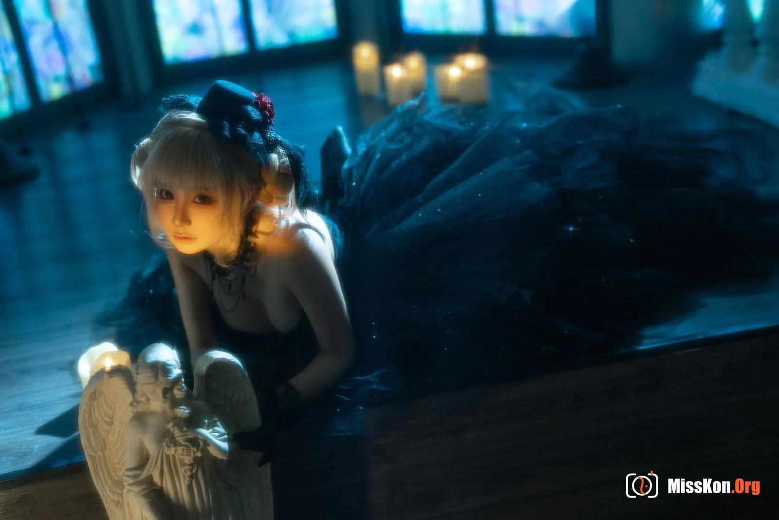 Black wedding dress - Photo 8