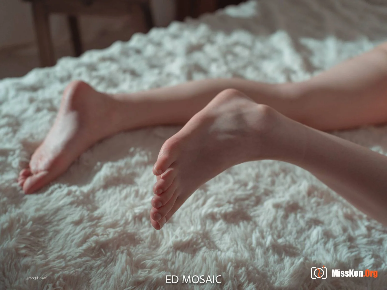 Boyfriend missing for three days, rich girl asks photographer to take big picture (EDEA-594) - Photo 9