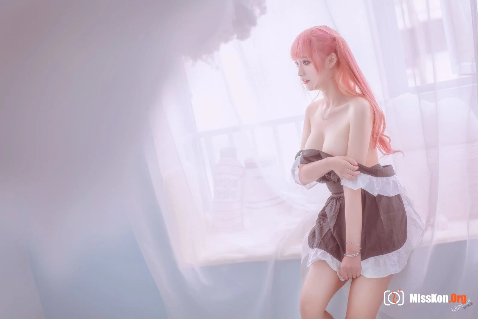 BuckyCloud: Crimson maid - Photo 10