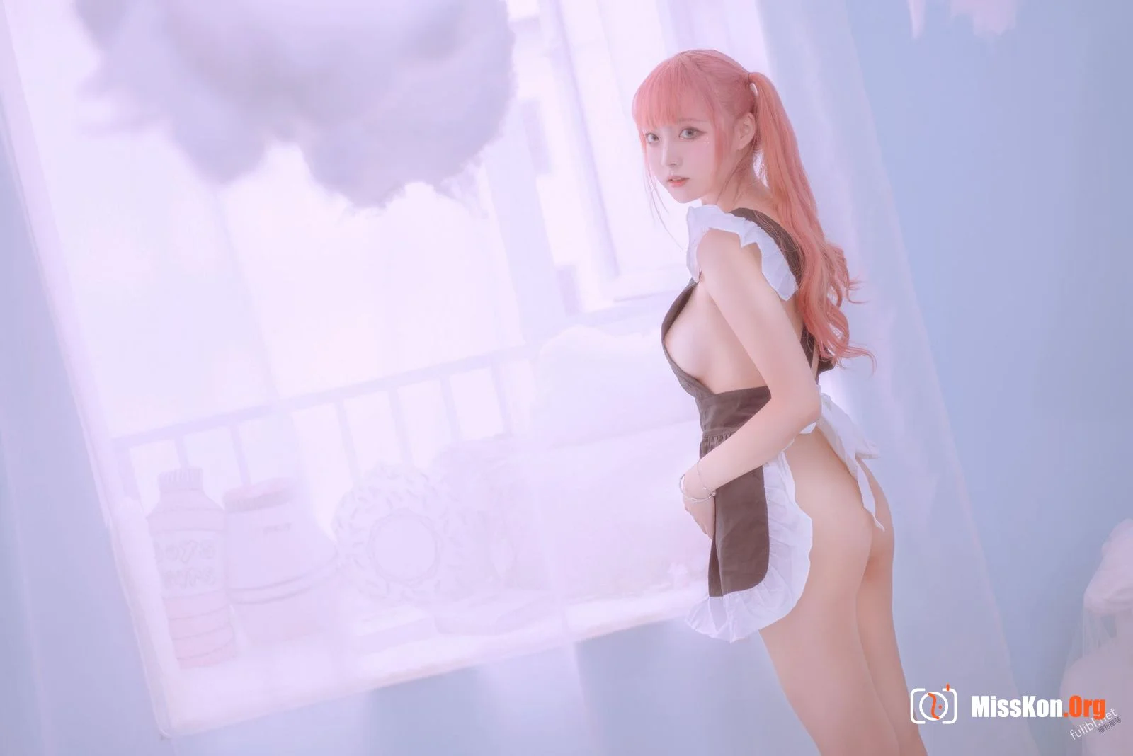 BuckyCloud: Crimson maid - Photo 4