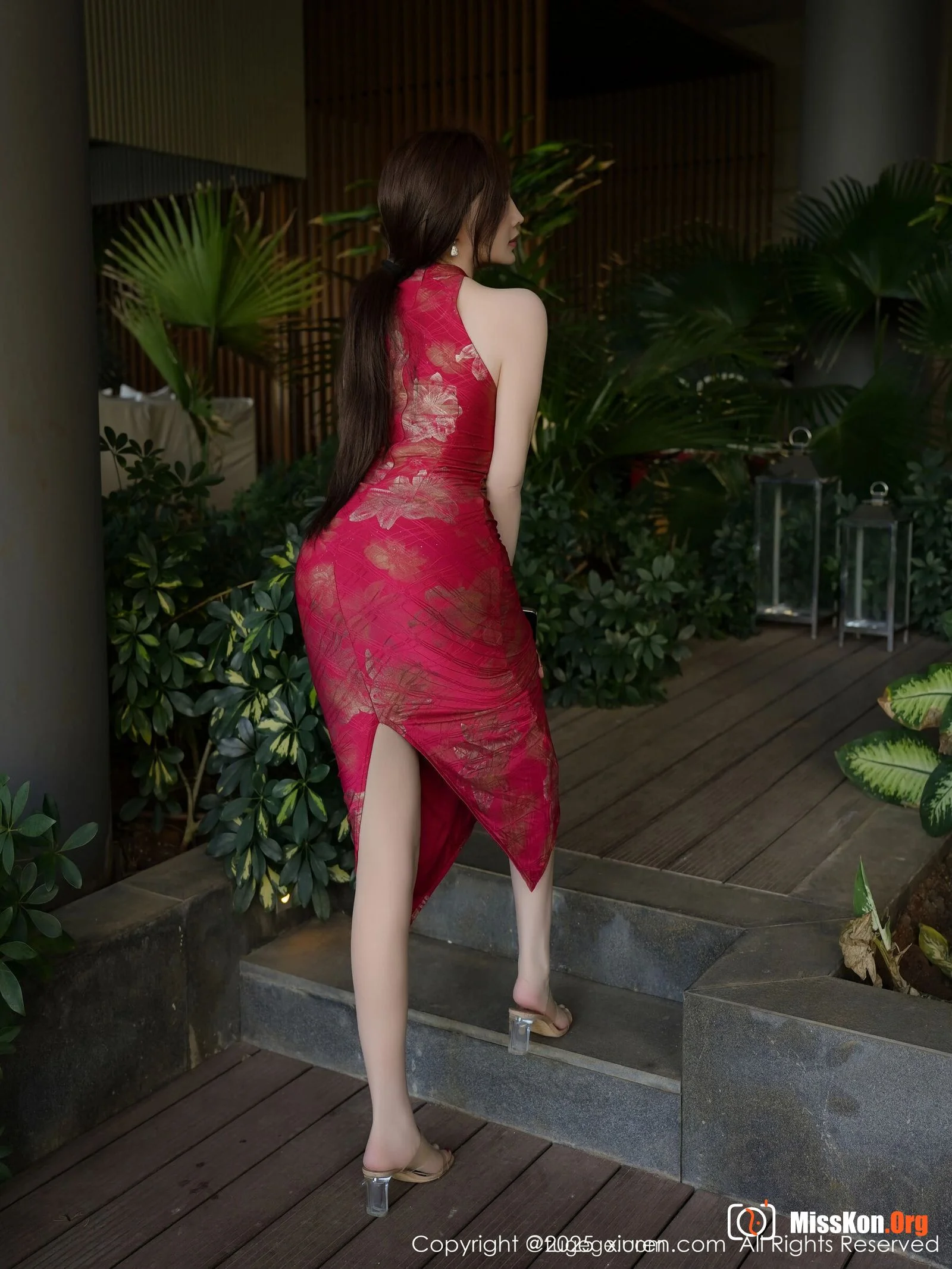 Carol Zhou YanxiX - Photo 9