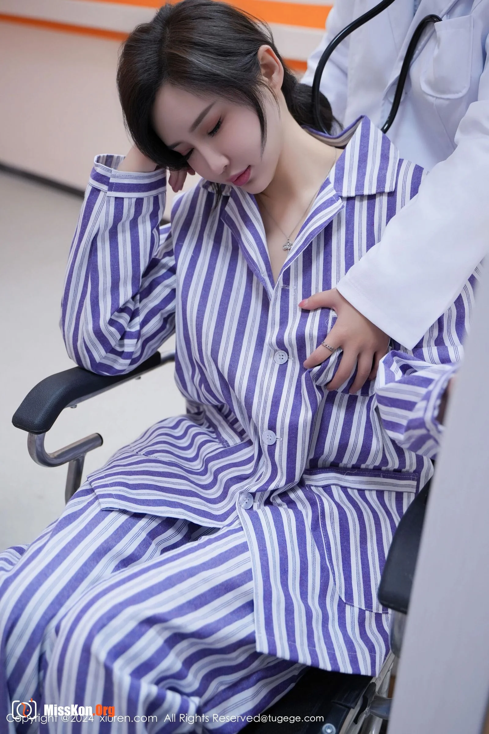 Carol Zhou YanxiX - Photo 3