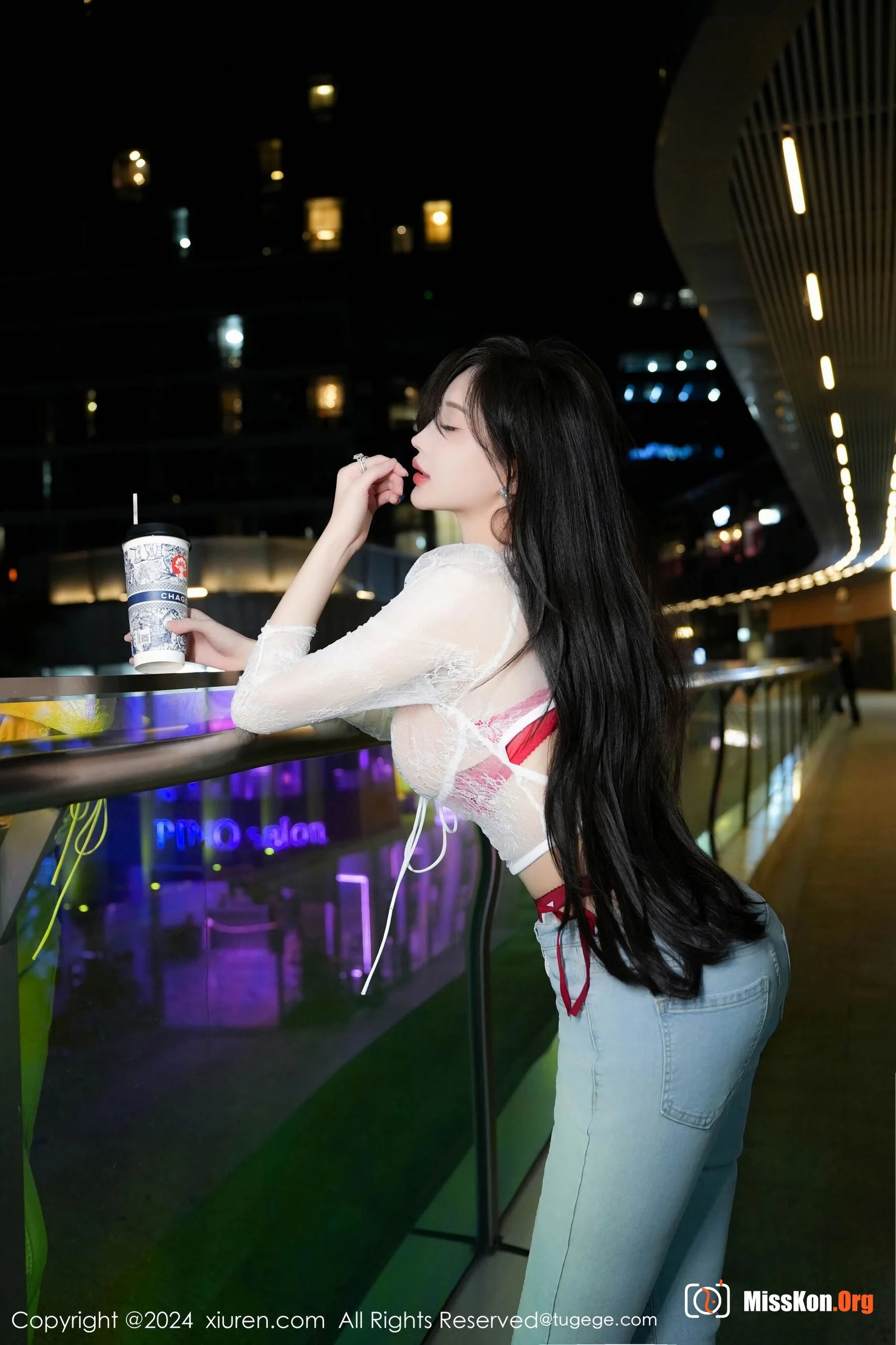 Carol Zhou YanxiX - Photo 11