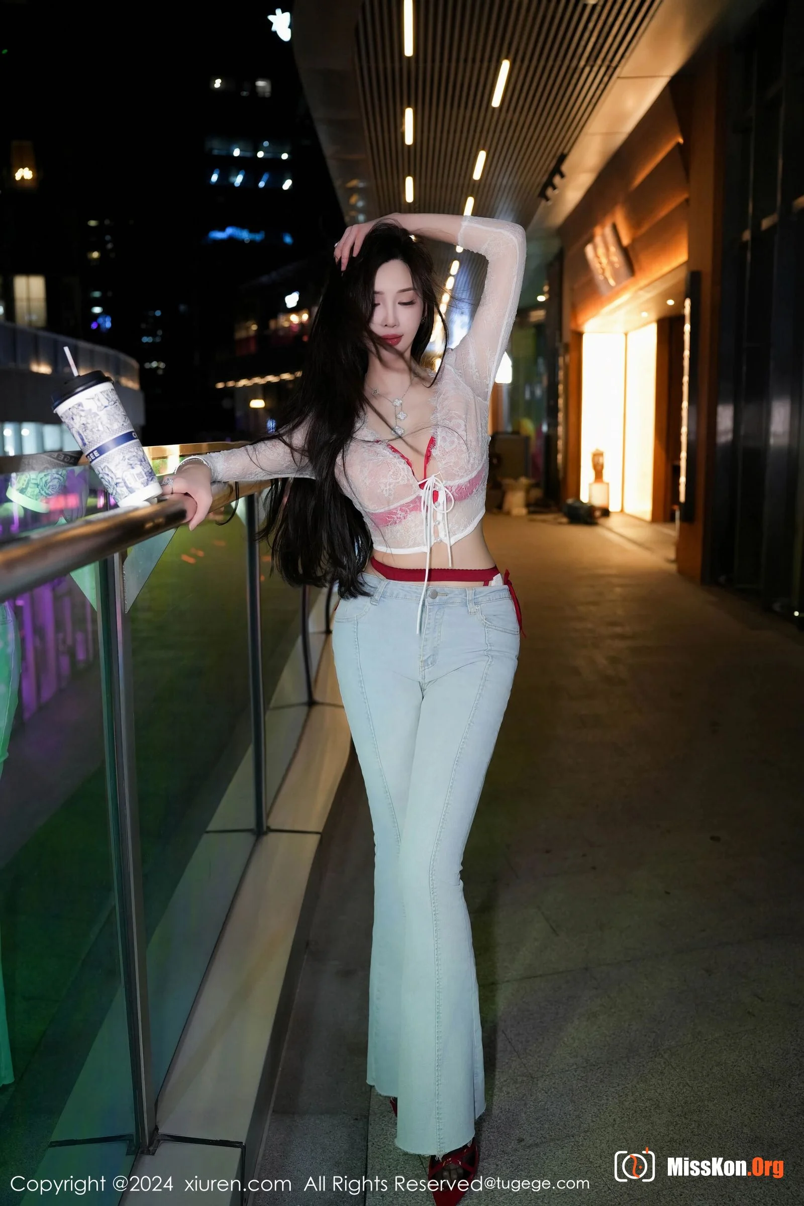 Carol Zhou YanxiX - Photo 3