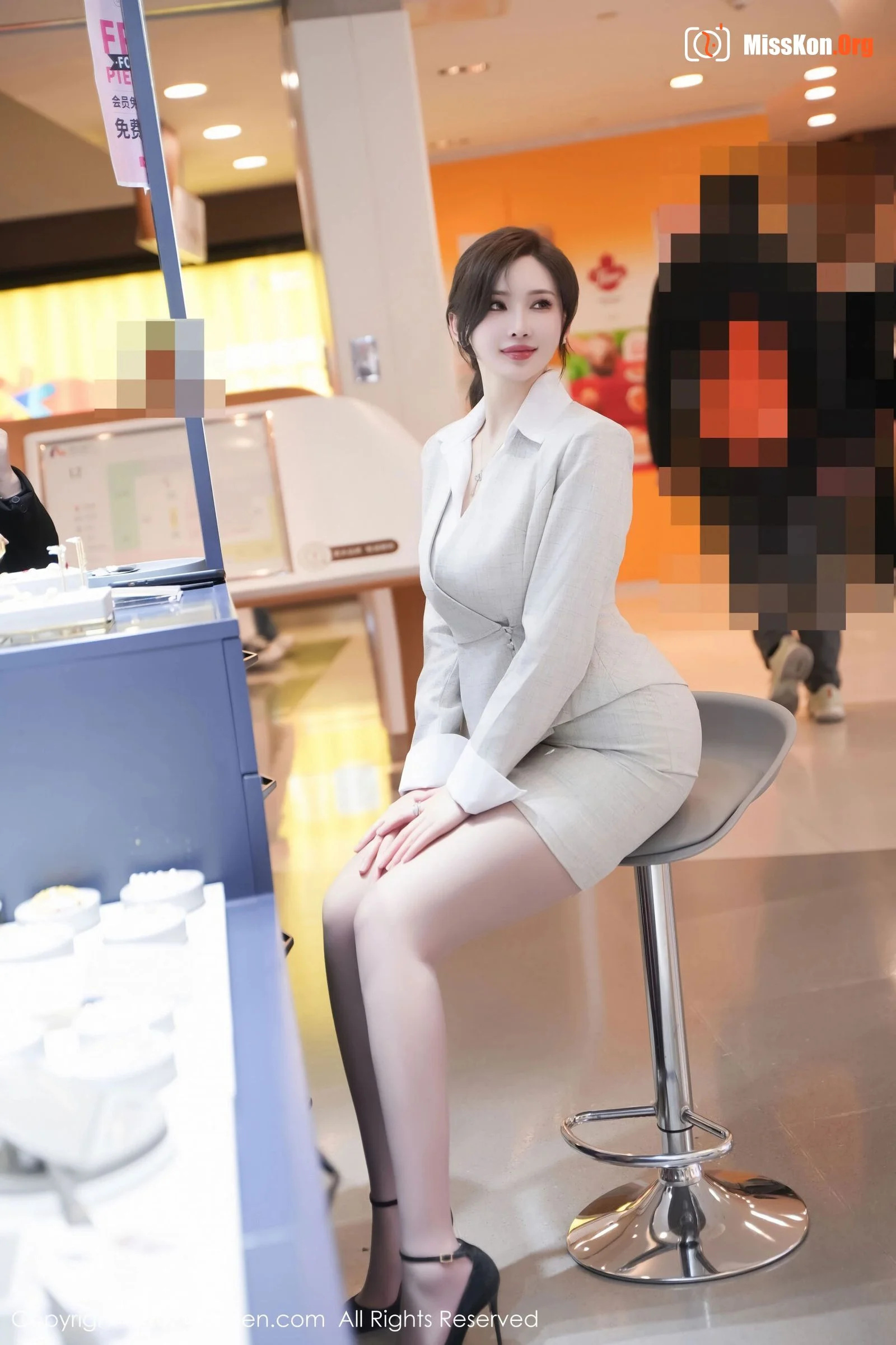 Carol Zhou YanxiX - Photo 8
