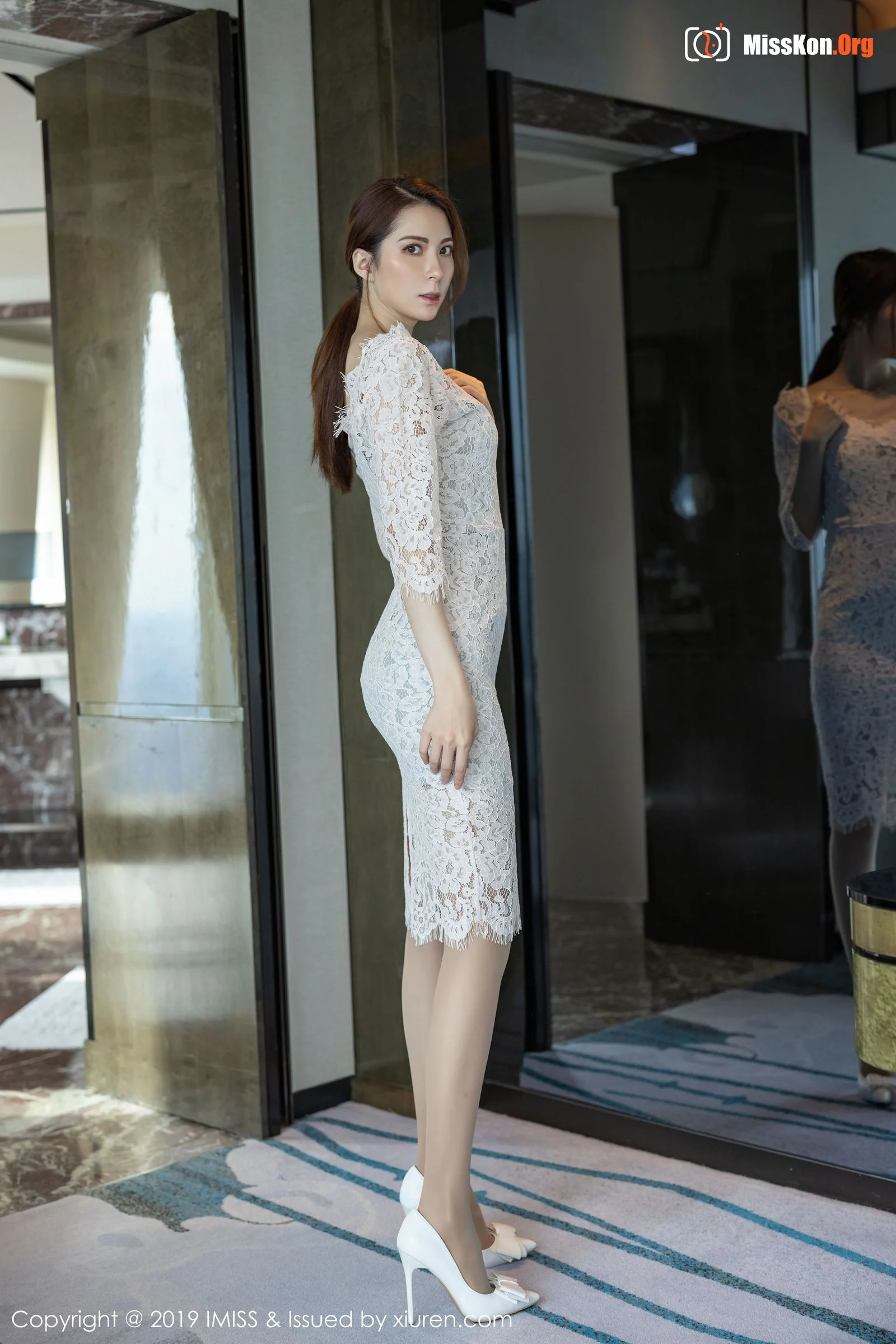 Carry - Photo 2