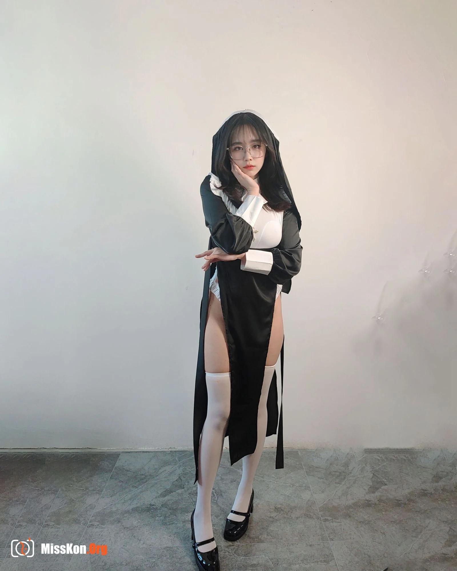 Ceason Photography: Nun uniform - Photo 3