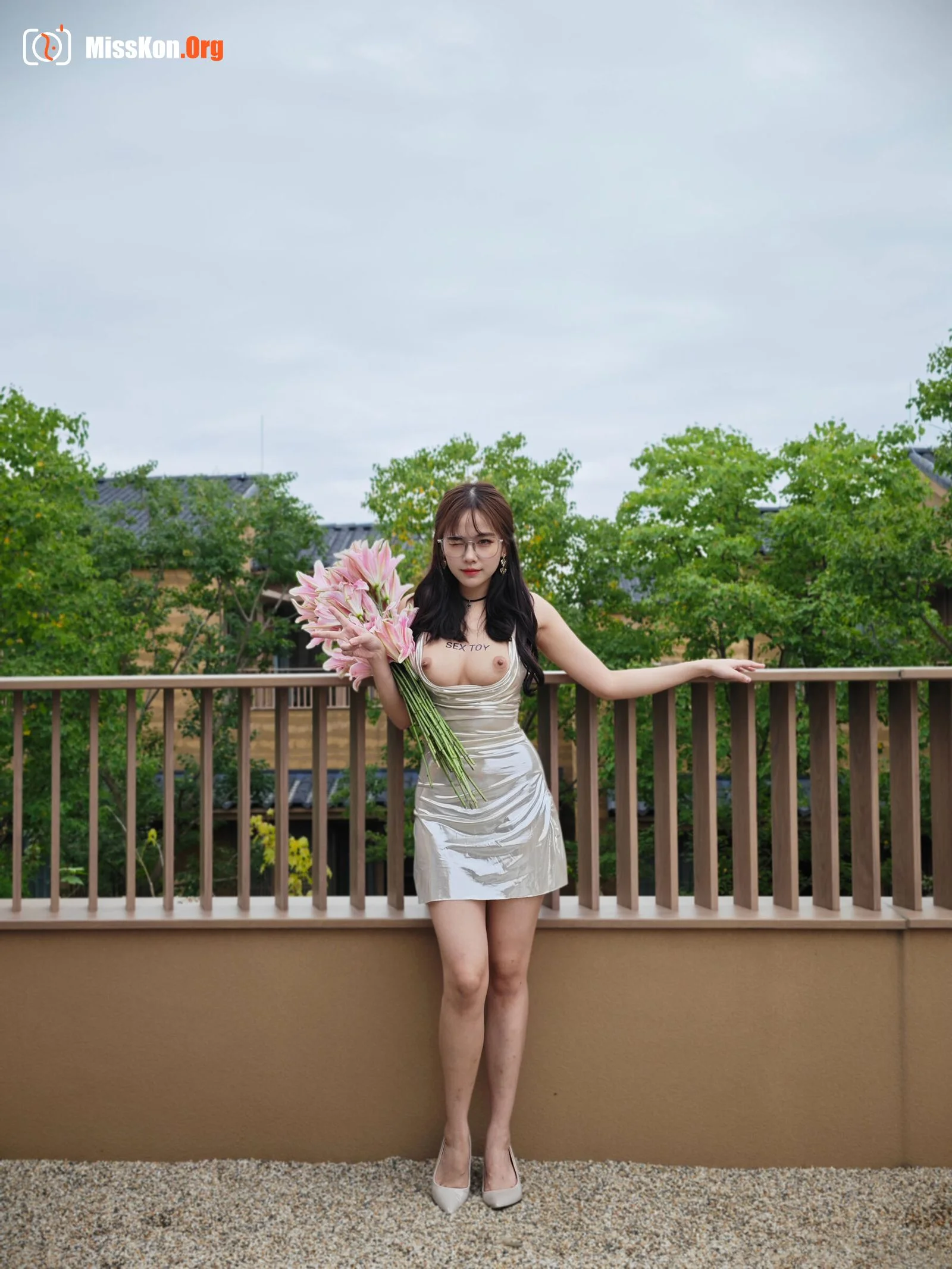 Ceason Photography: White patent leather dress - Photo 5