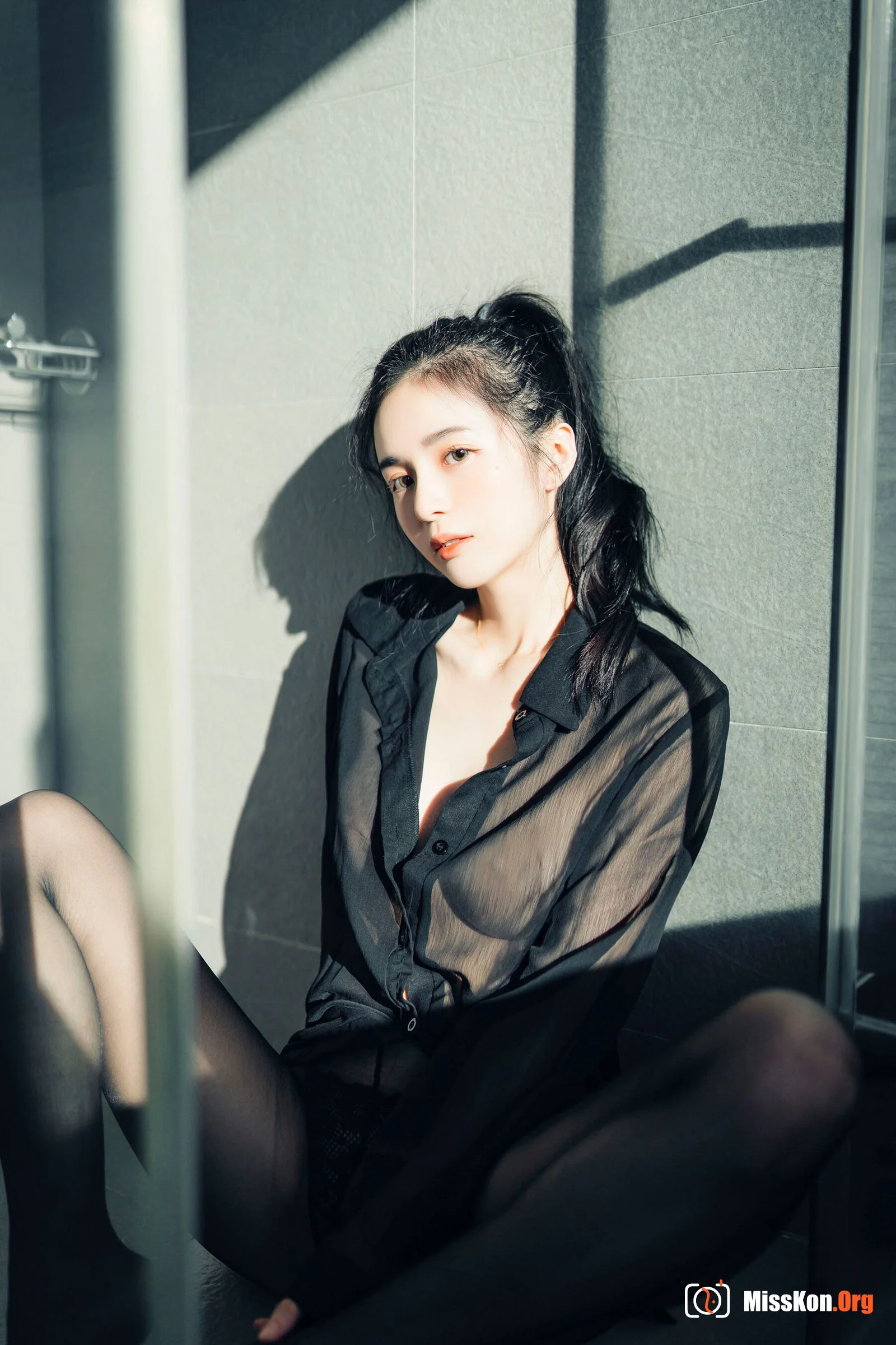 Chen Chen: Single 1 - Photo 34