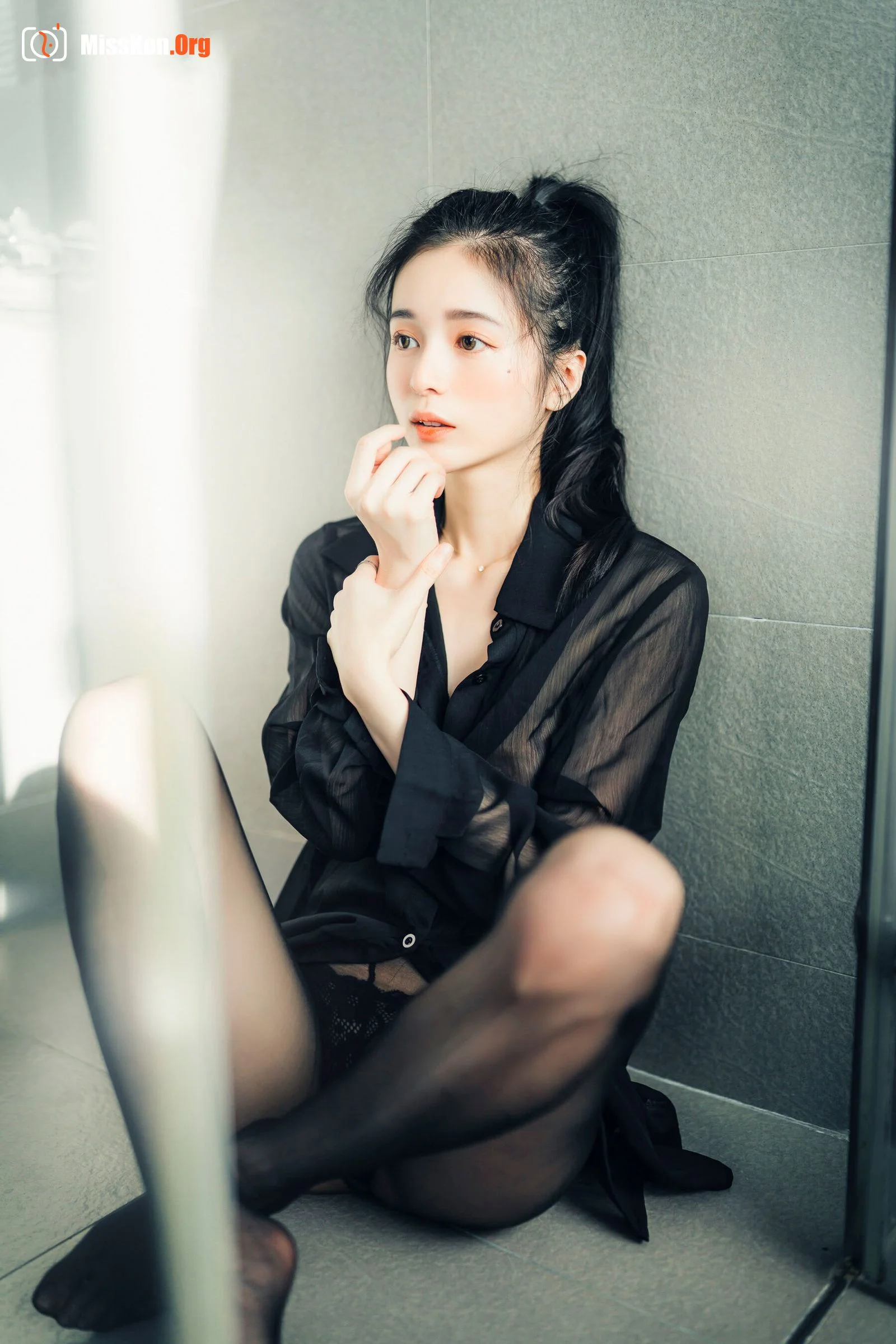 Chen Chen: Single 1 - Photo 36