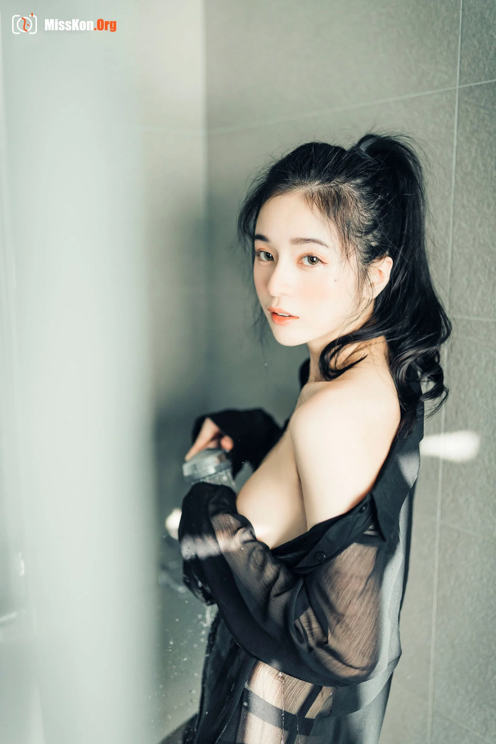 Chen Chen: Single 1 - Photo 50