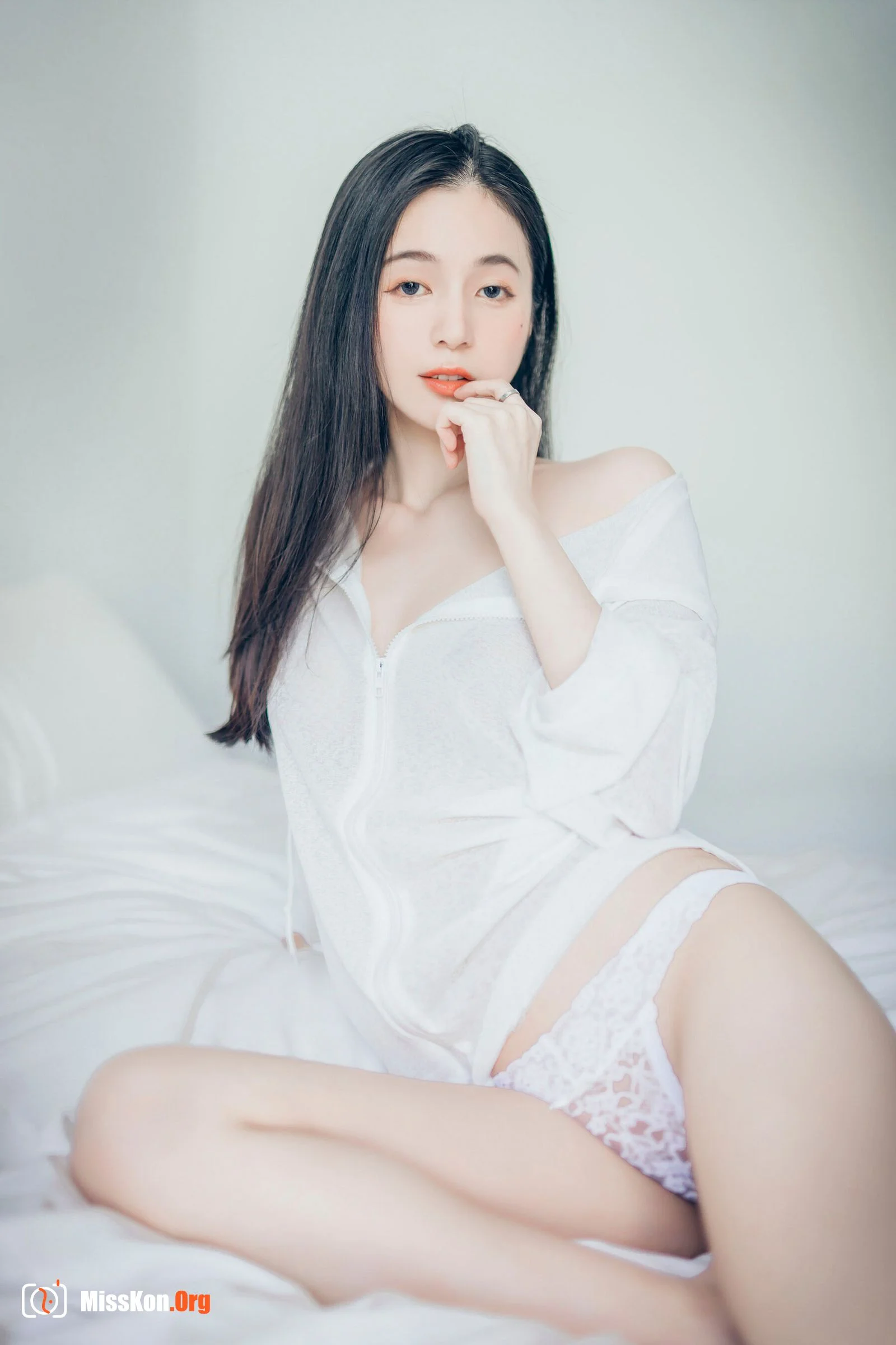 Chen Chen: Single 2 - Photo 31