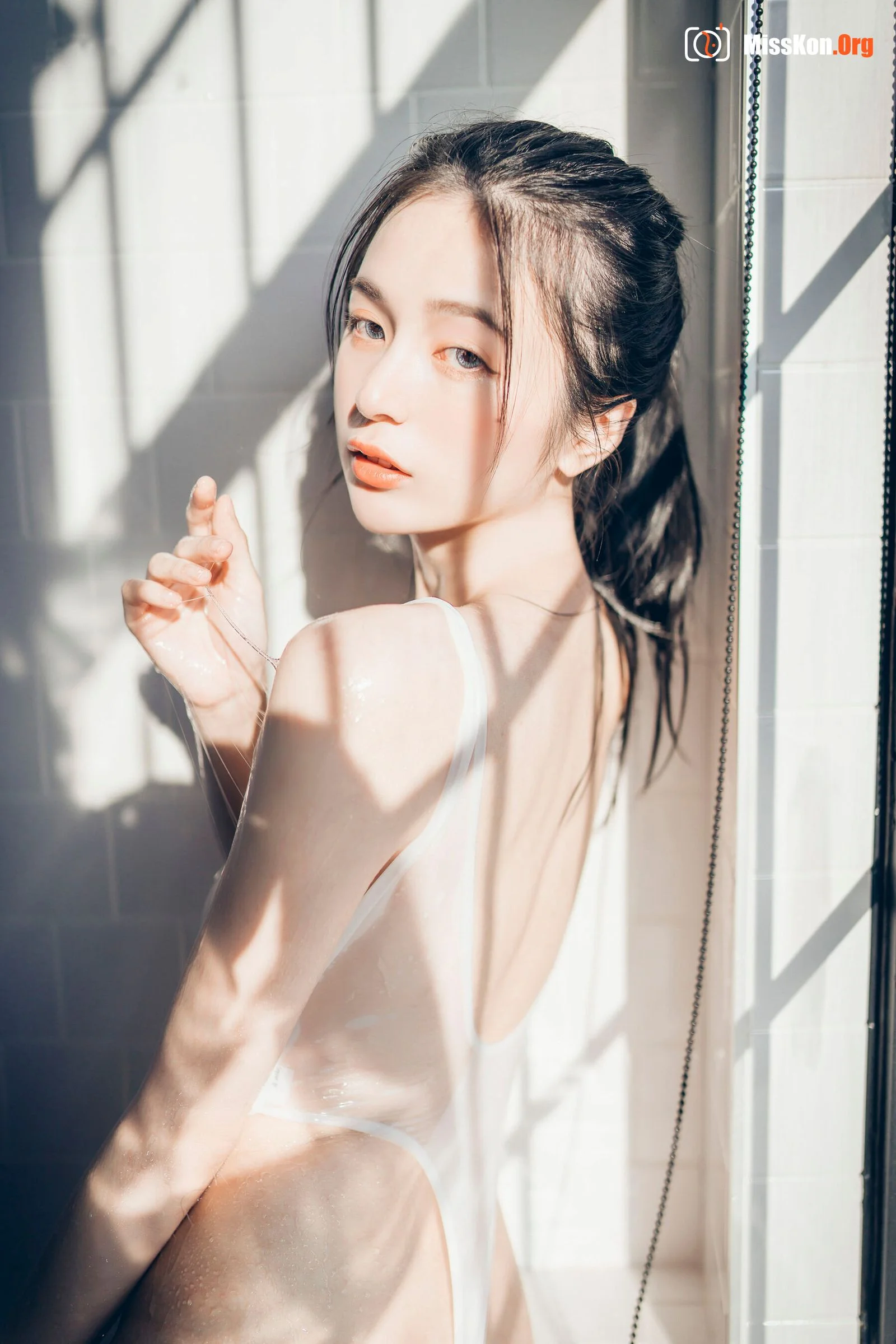 Chen Chen: Single 2 - Photo 72
