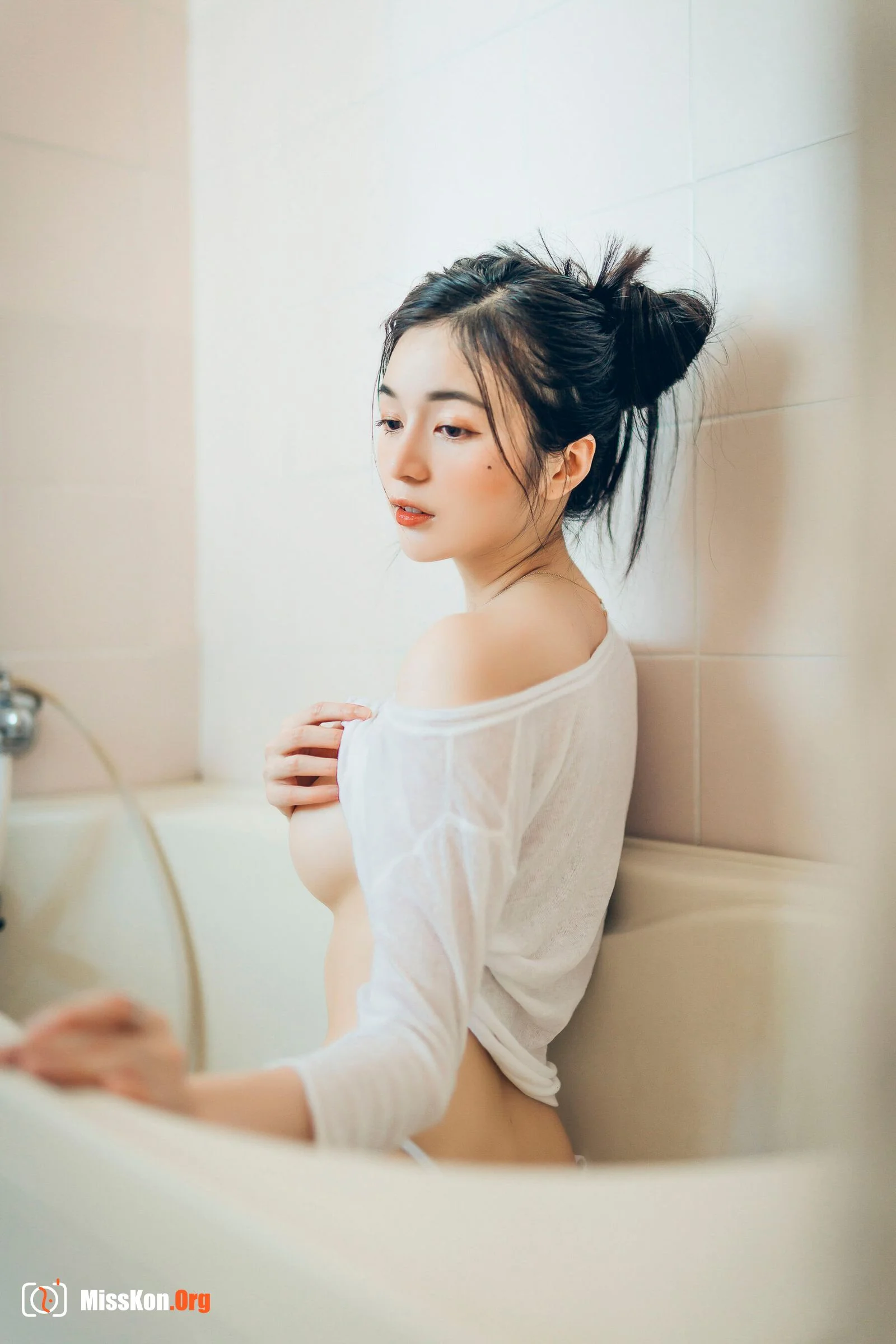 Chen Chen: Single 3 - Photo 99
