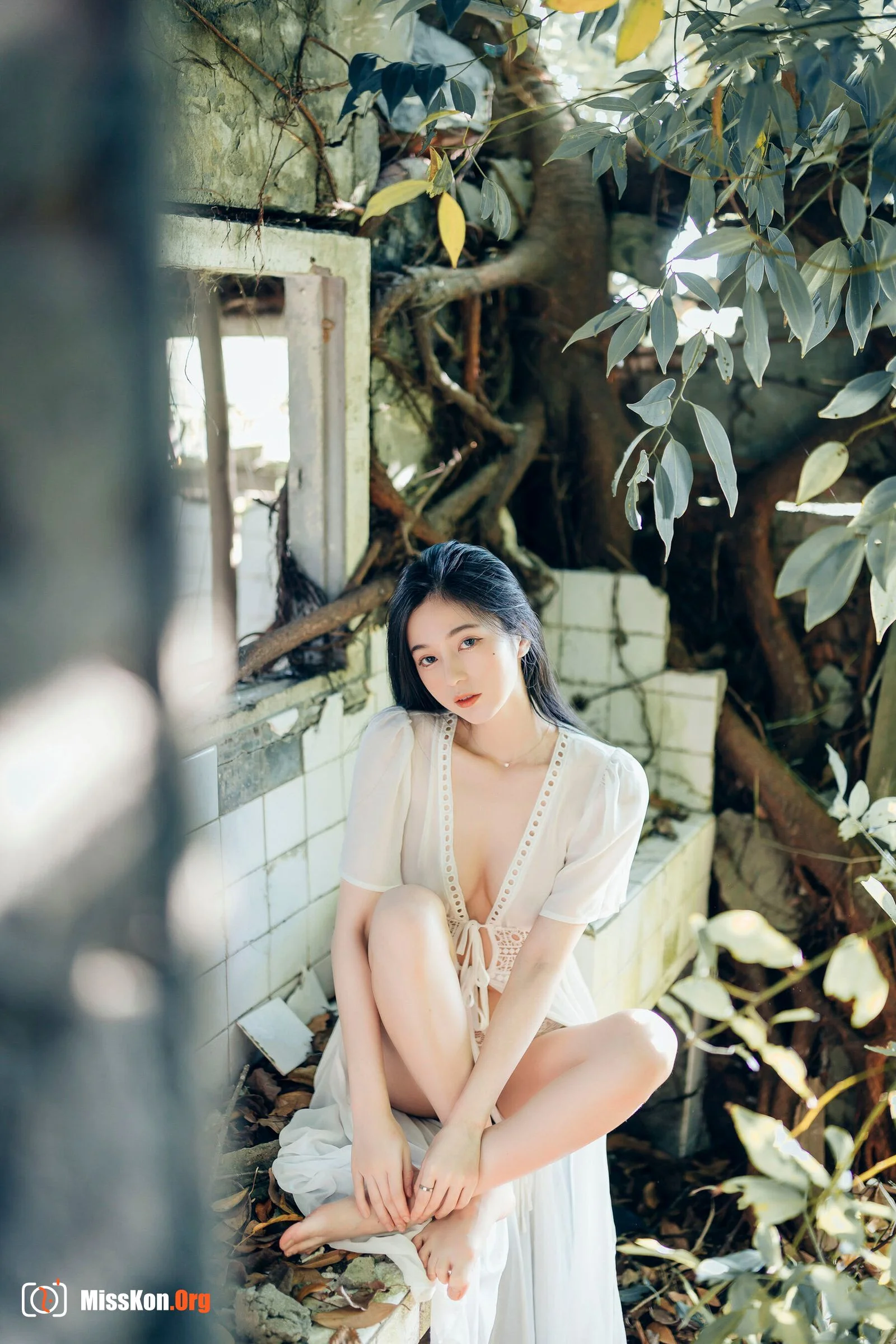 Chen Chen: Single 5 - Photo 102