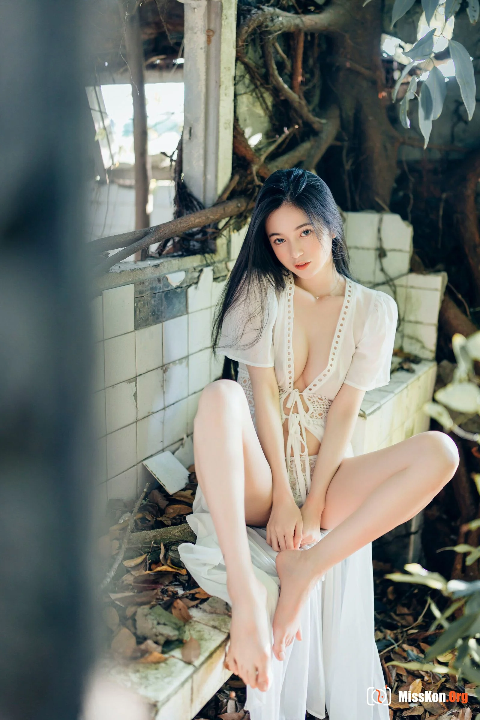 Chen Chen: Single 5 - Photo 103