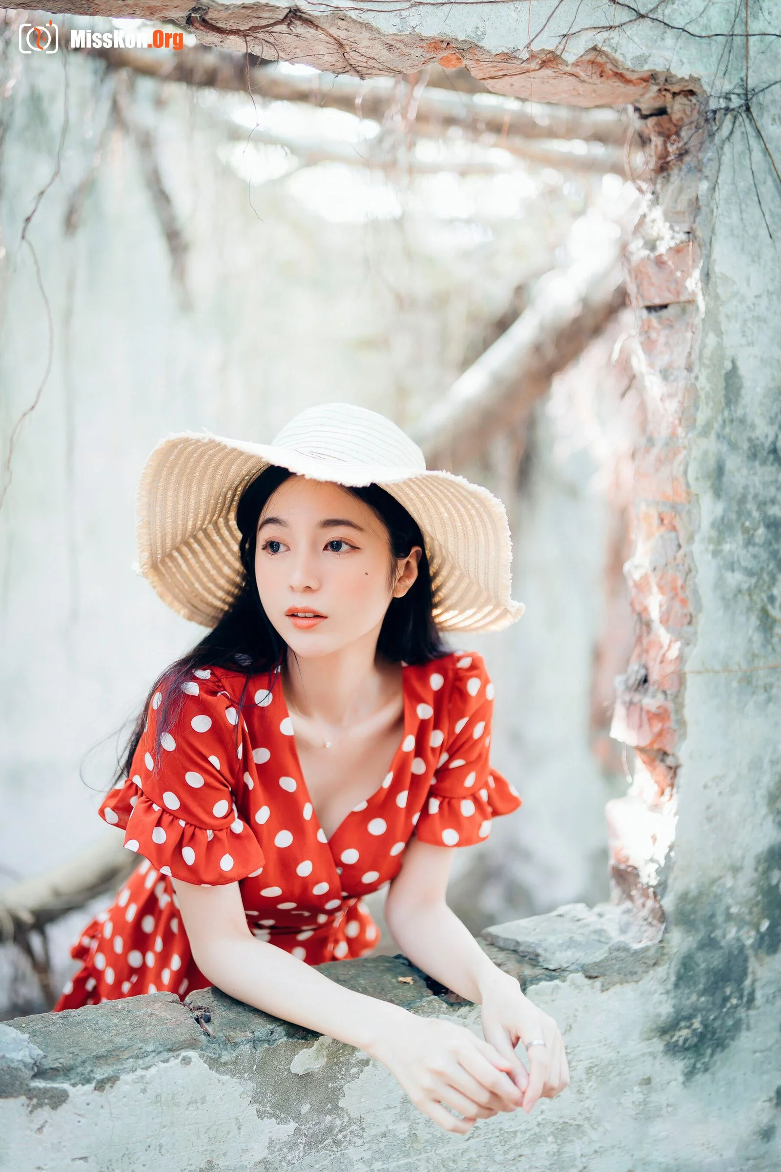 Chen Chen: Single 5 - Photo 2