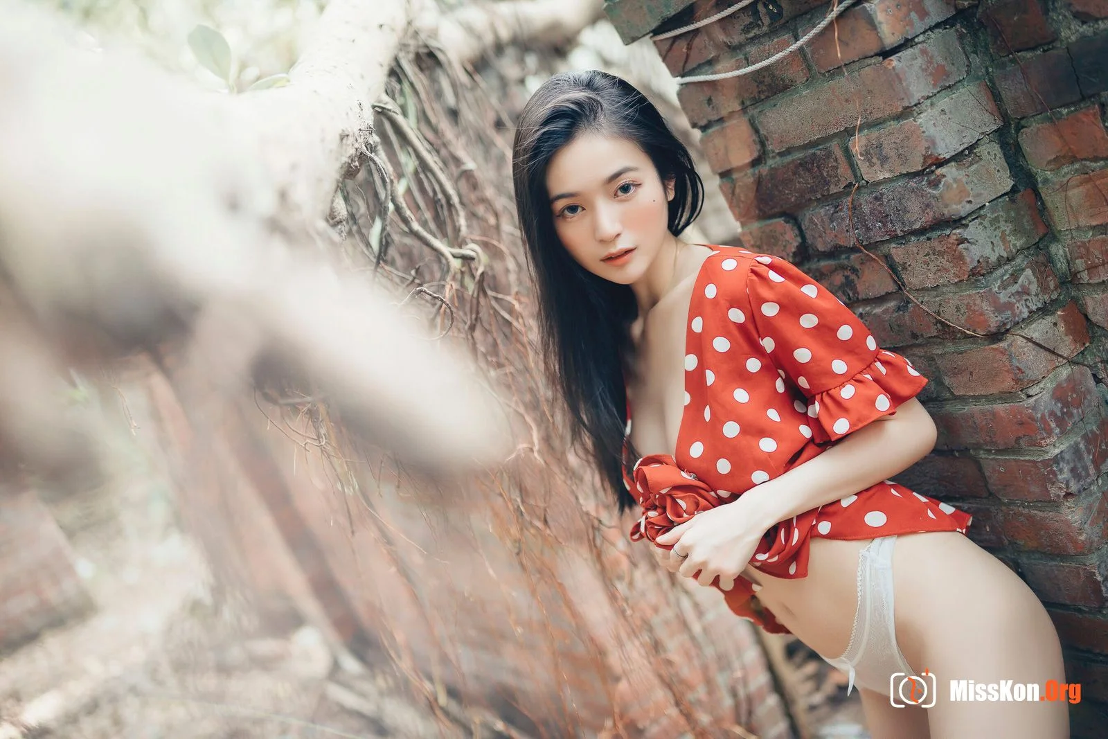 Chen Chen: Single 5 - Photo 32