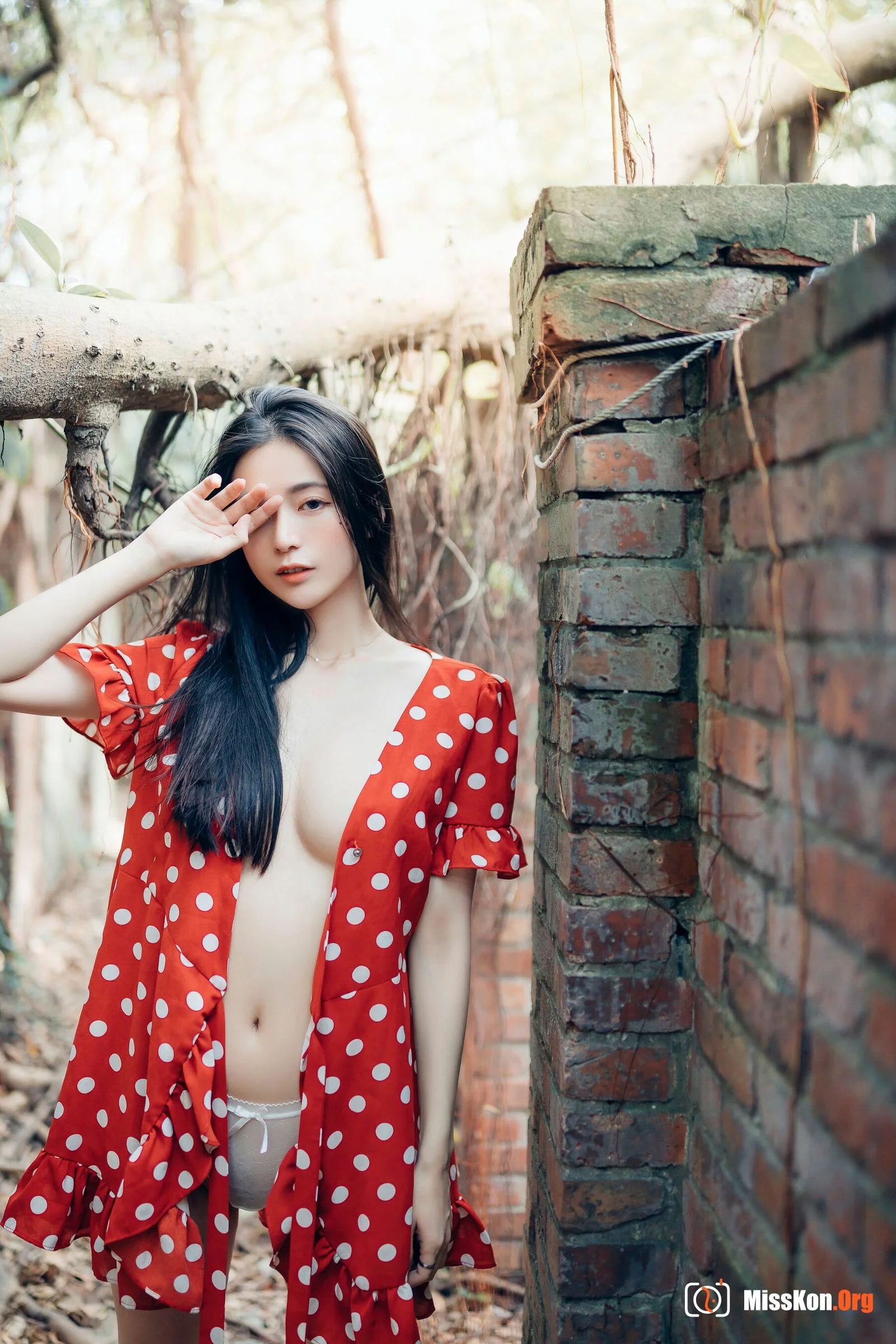 Chen Chen: Single 5 - Photo 33