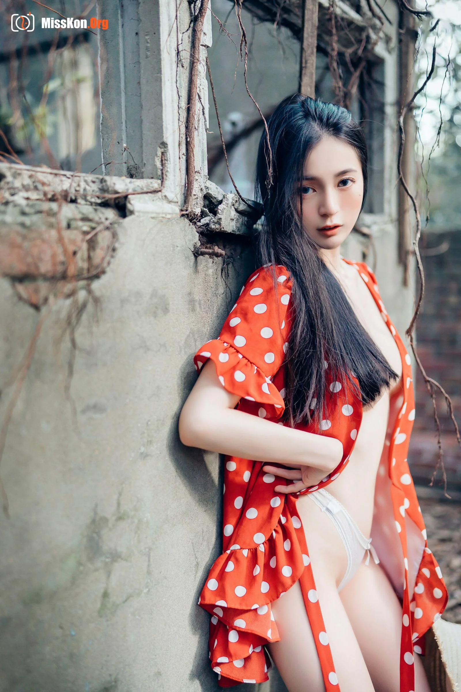 Chen Chen: Single 5 - Photo 43
