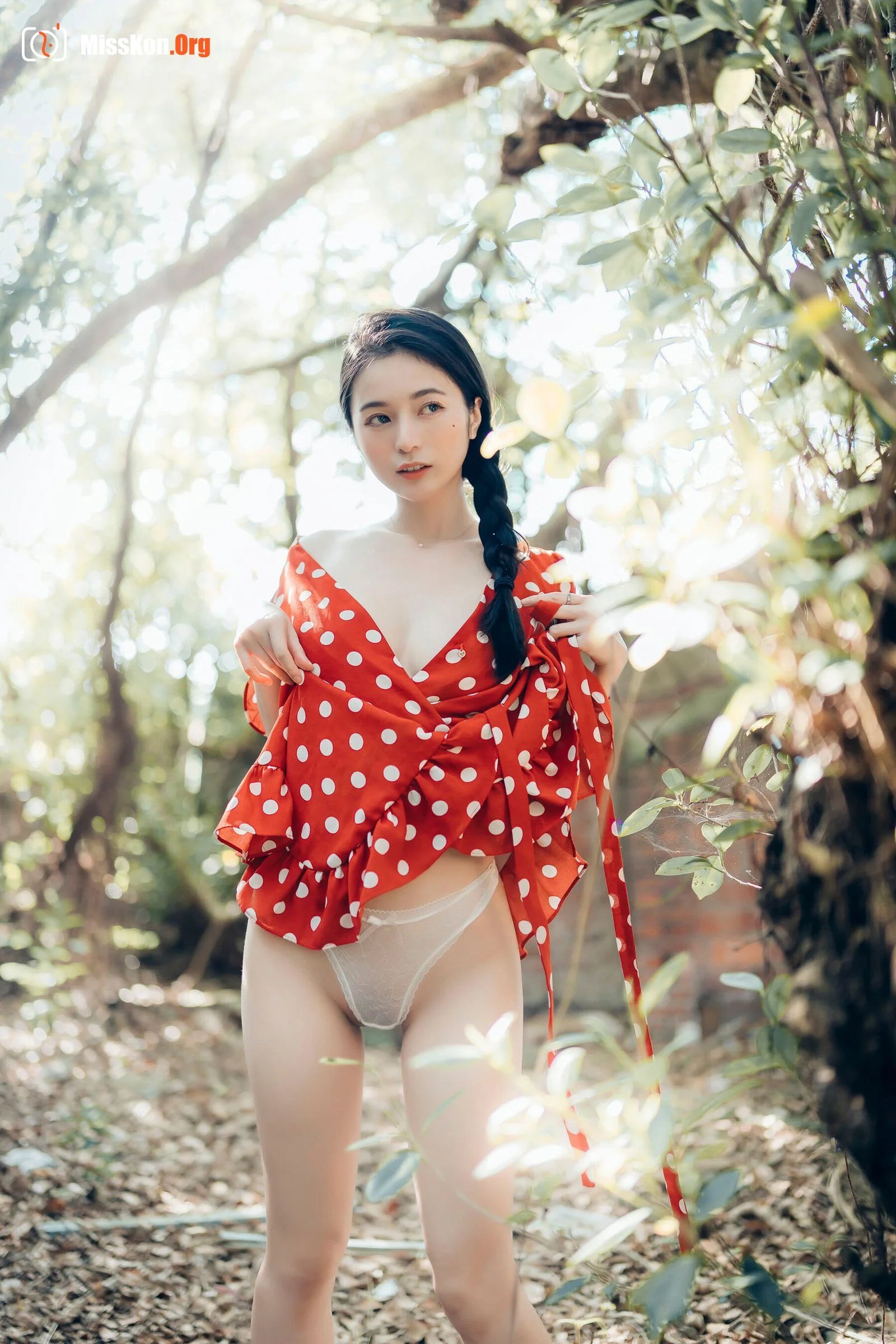 Chen Chen: Single 5 - Photo 44