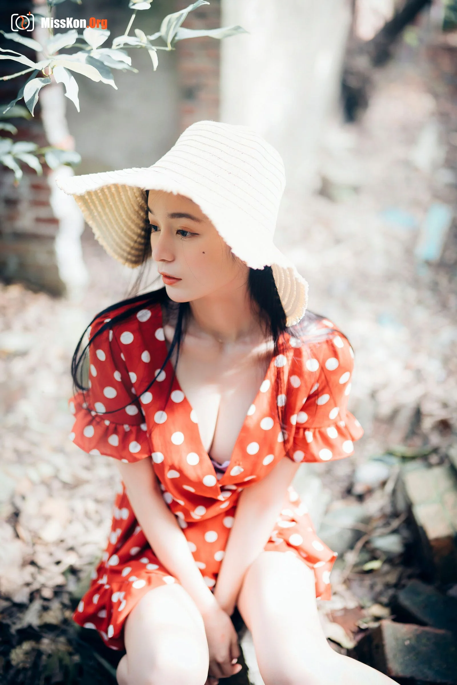 Chen Chen: Single 5 - Photo 5