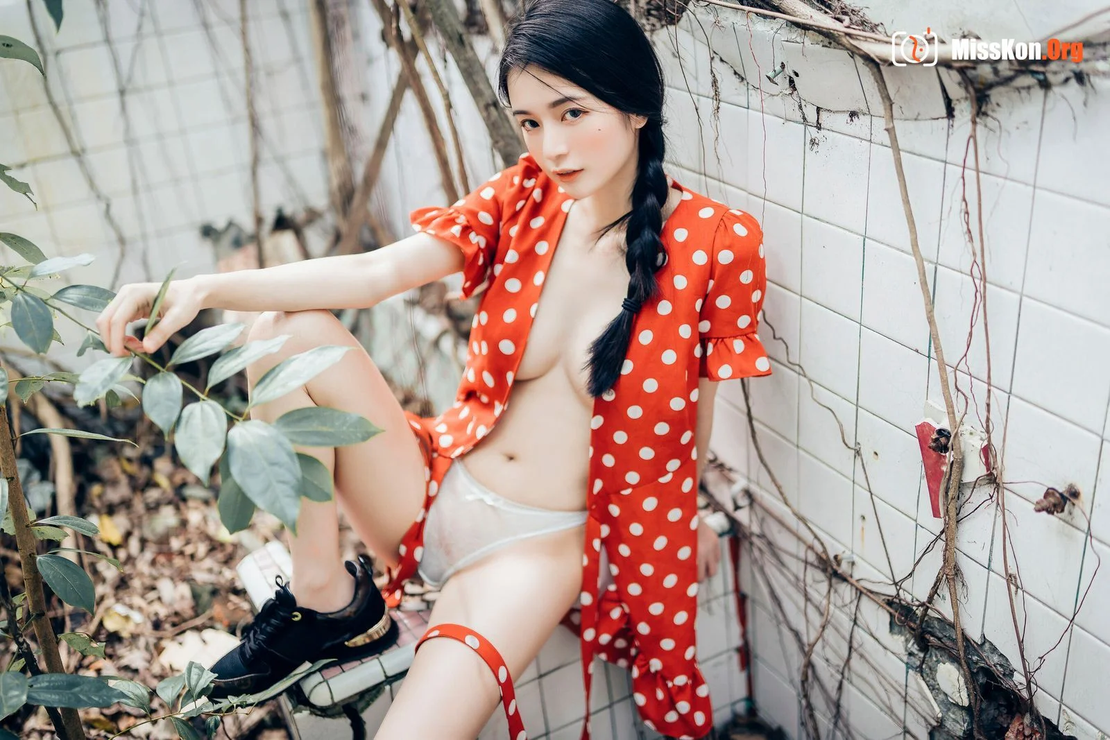 Chen Chen: Single 5 - Photo 67